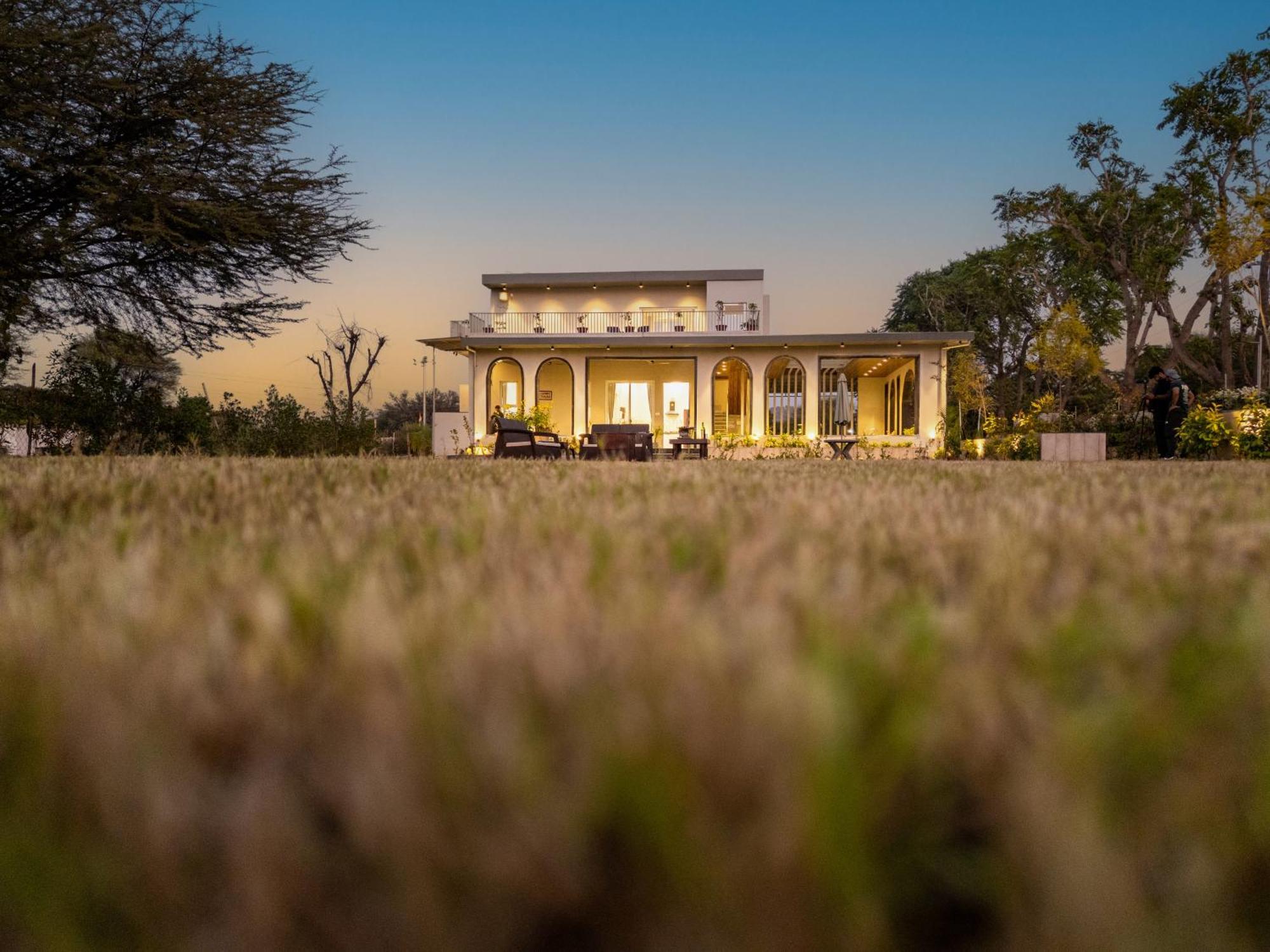 Elivaas Jamun Farm 2bhk With Pool