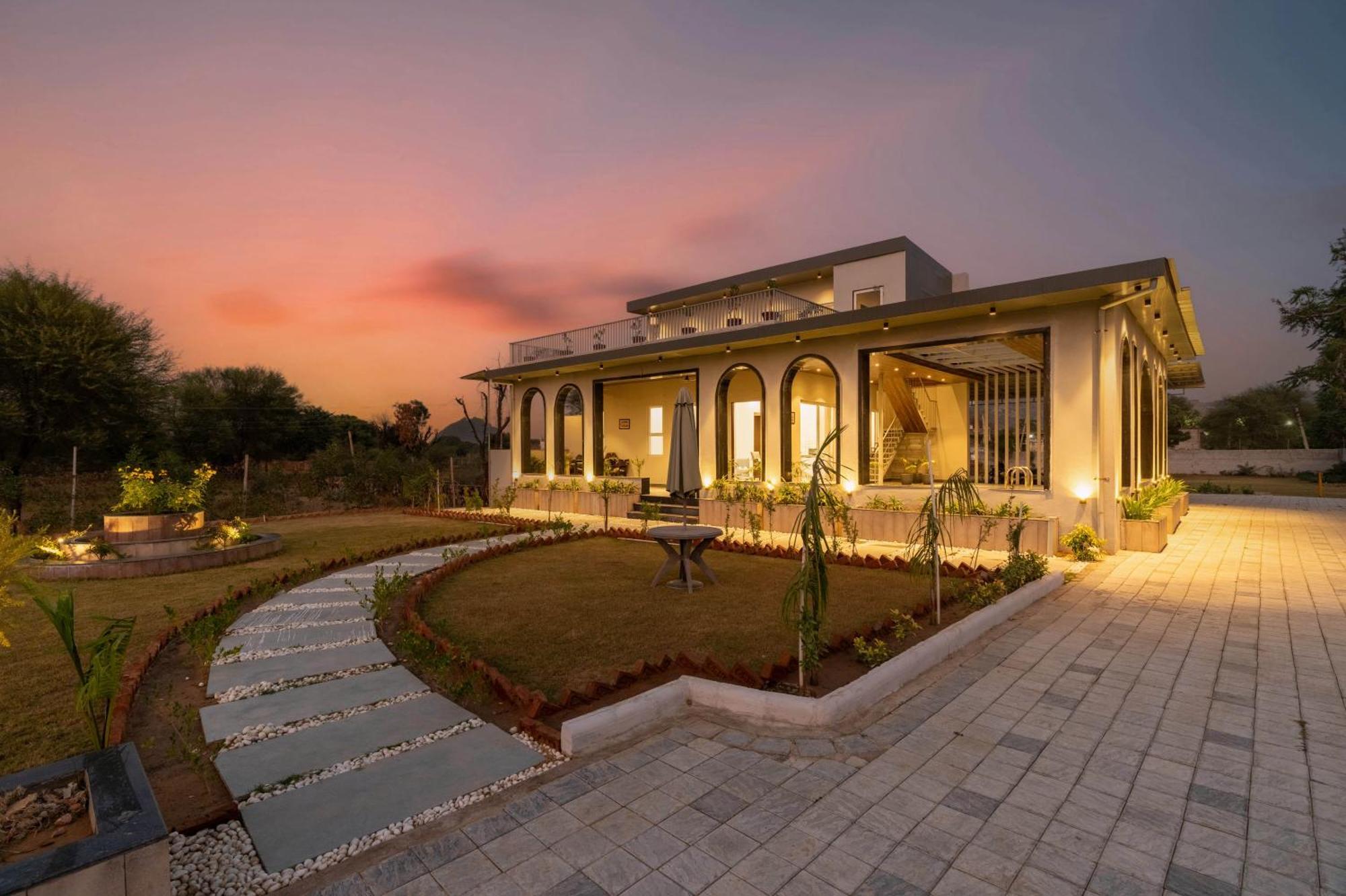 Villa Elivaas Jamun Farm 2bhk With Pool Jaipur