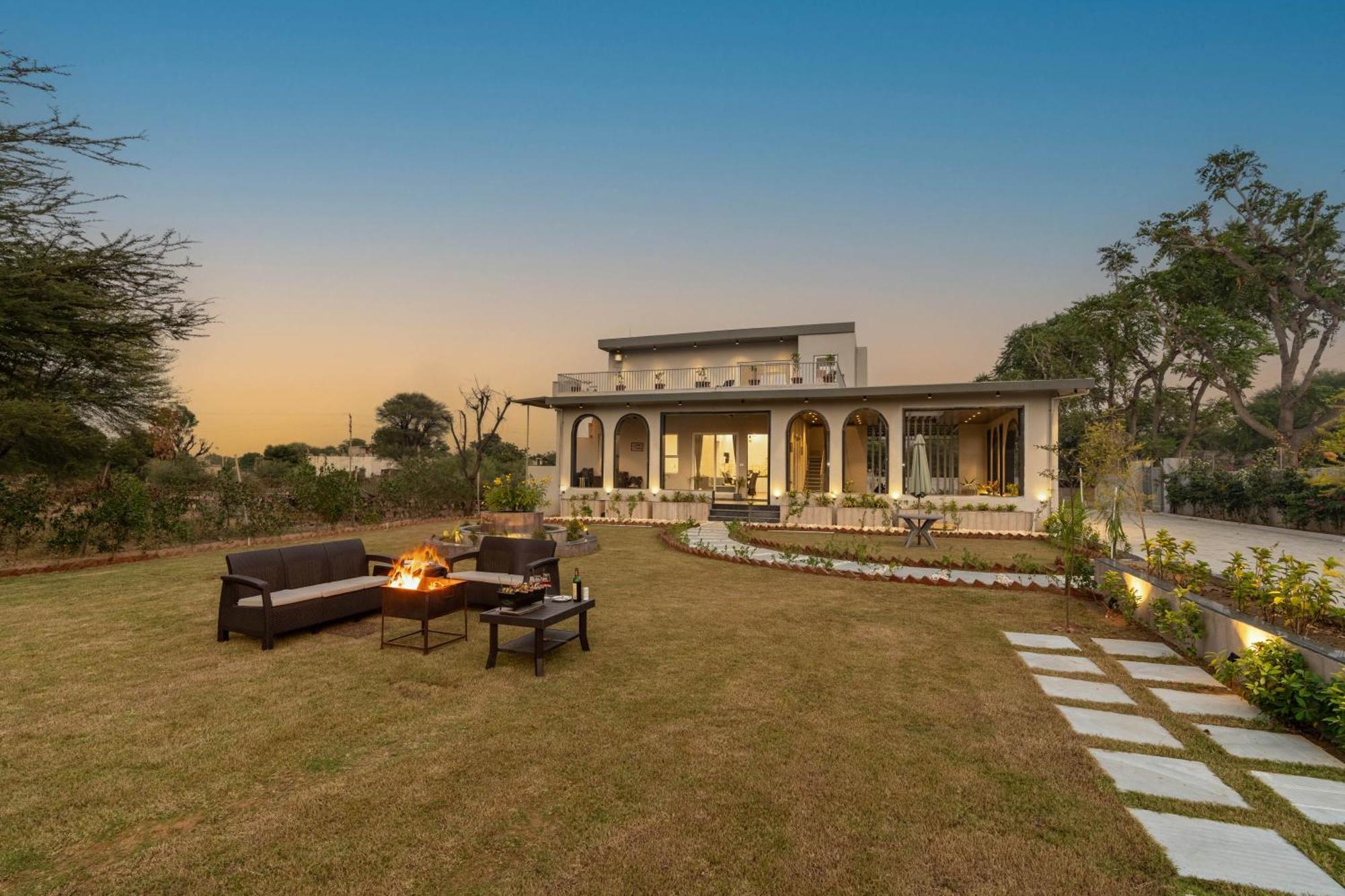 Villa Elivaas Jamun Farm 2bhk With Pool Jaipur
