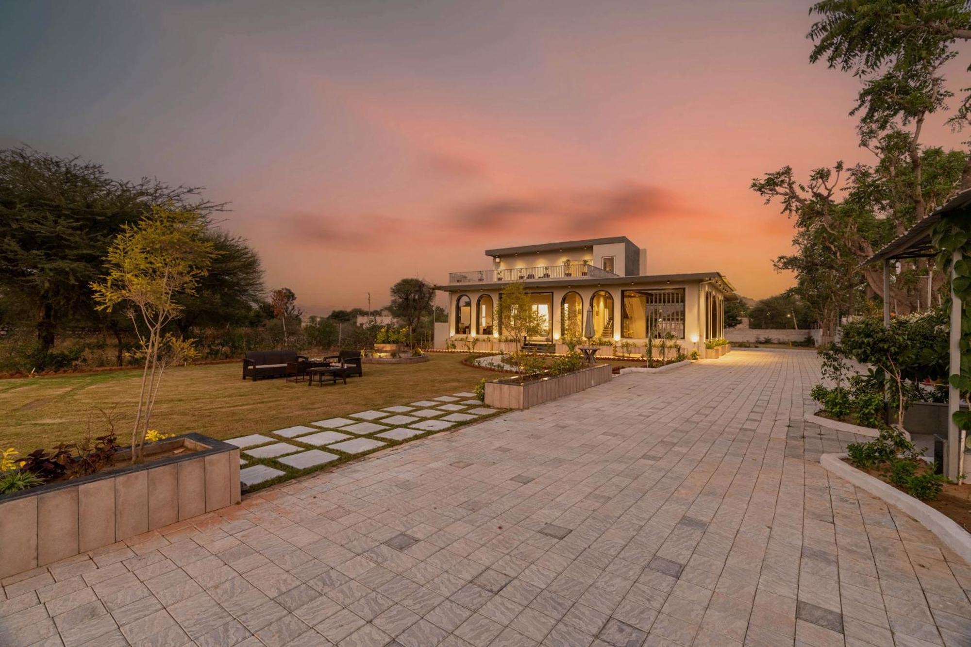 Elivaas Jamun Farm 2bhk With Pool *
