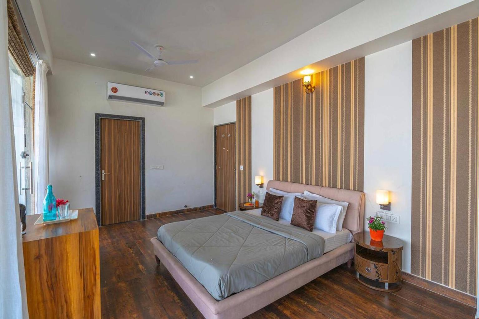 Farm stay Iris Heaven'z By Radha Rani Jaipur