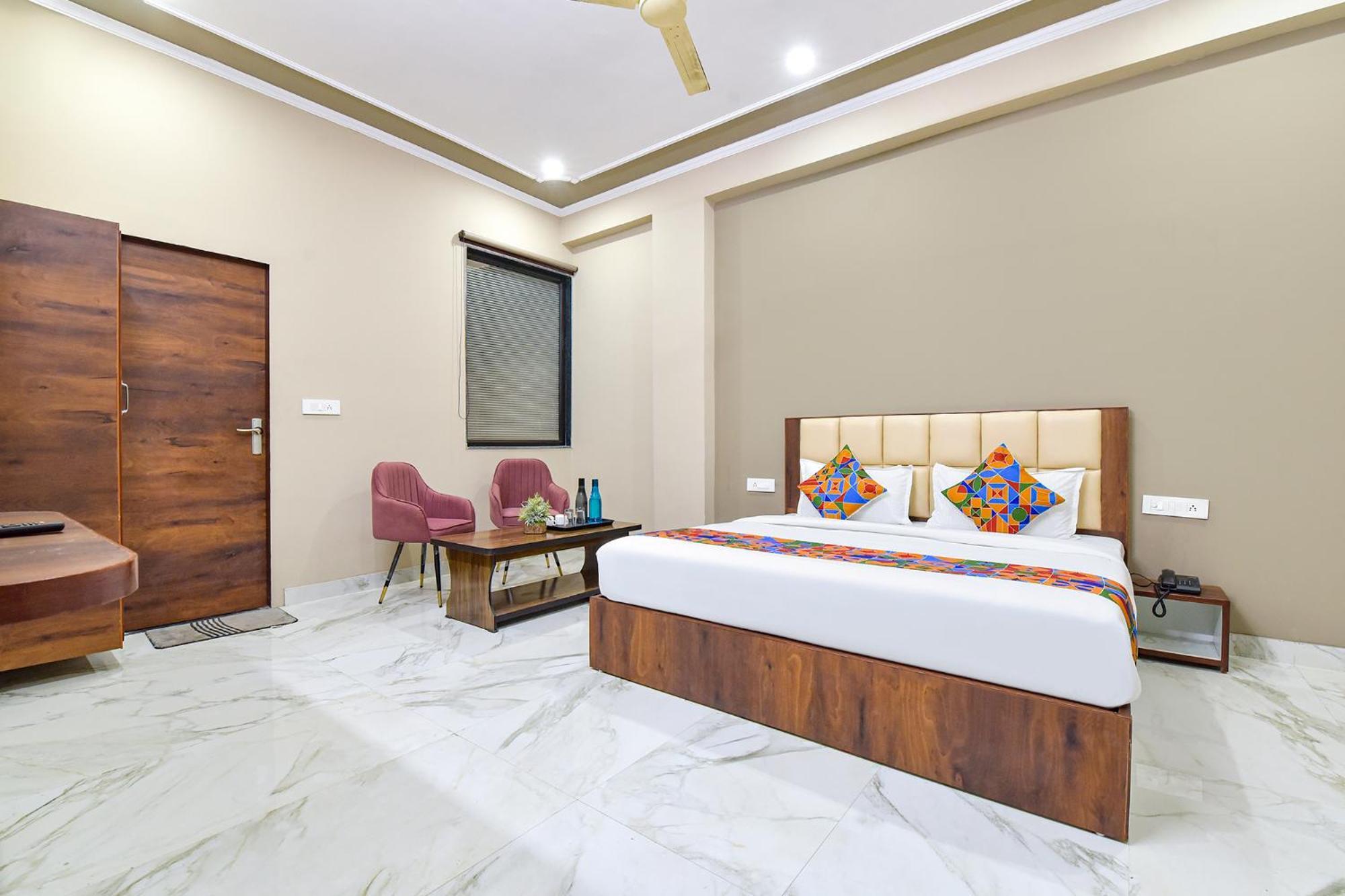 Fabhotel Lavish Palace Jaipur