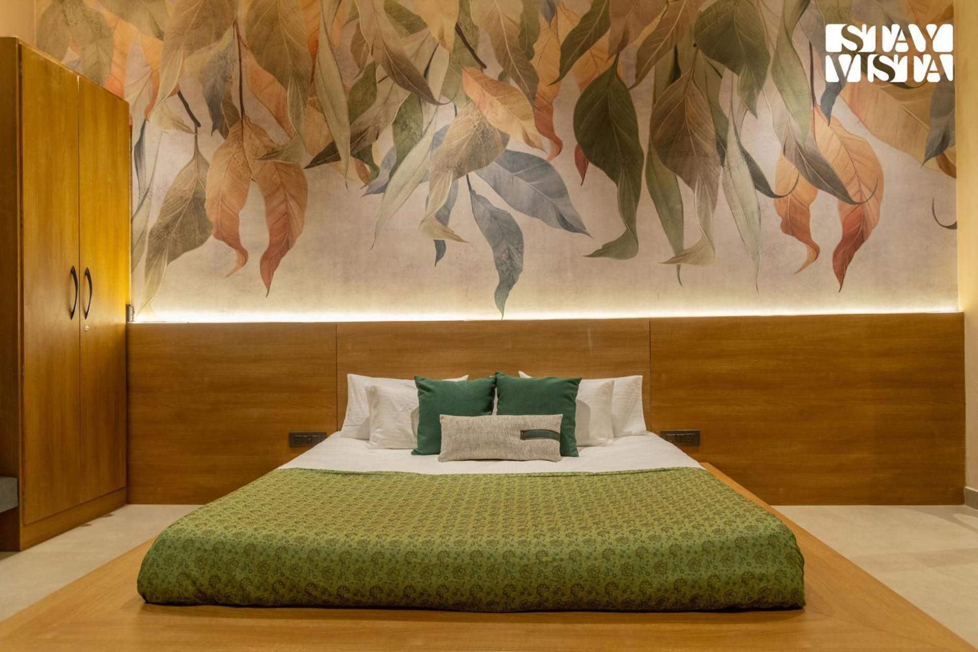 Stayvista At Urban Escape - 2 Pools, Lawn & Wifi Jaipur