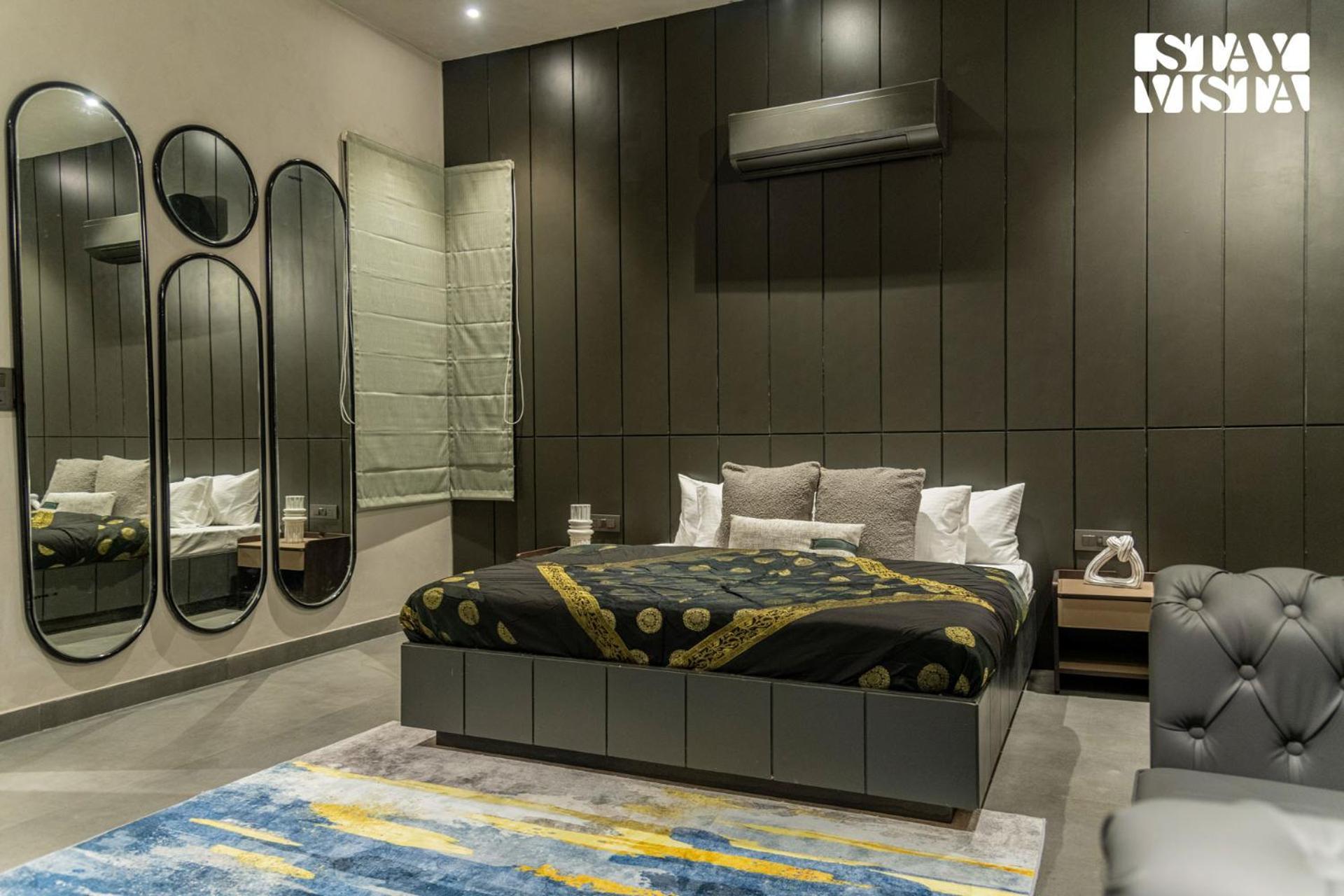 Stayvista At Urban Escape - 2 Pools, Lawn & Wifi *
