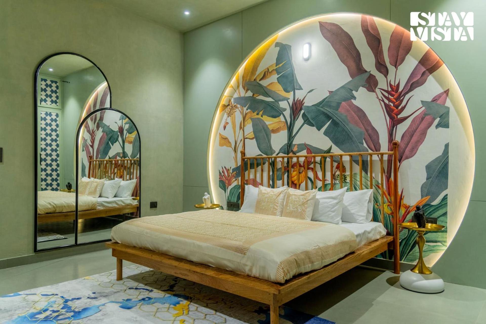 Stayvista At Urban Escape - 2 Pools, Lawn & Wifi * Jaipur
