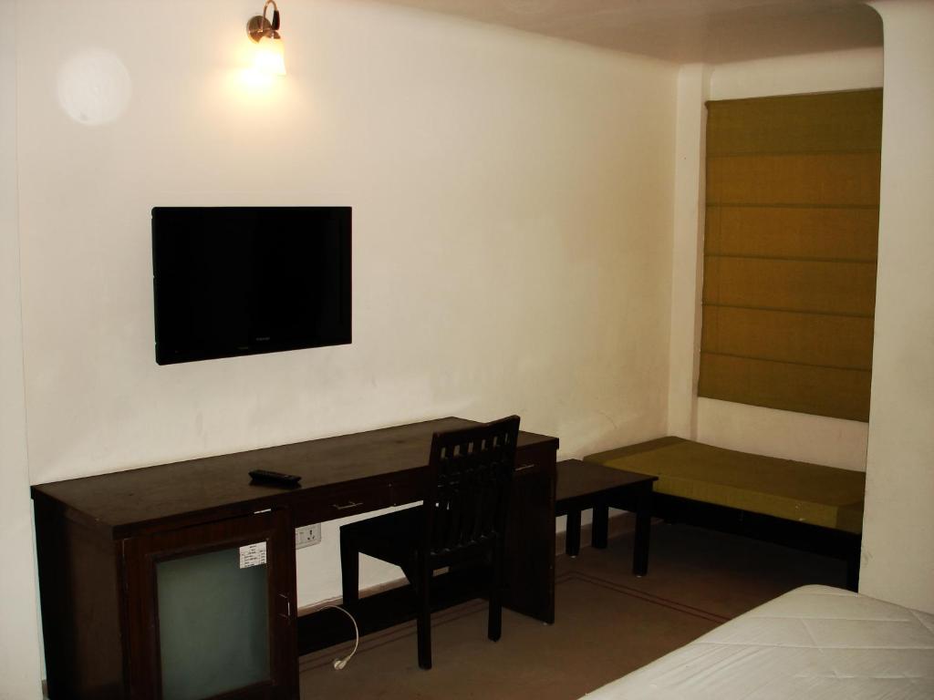 Rajdeep Hotel 2*