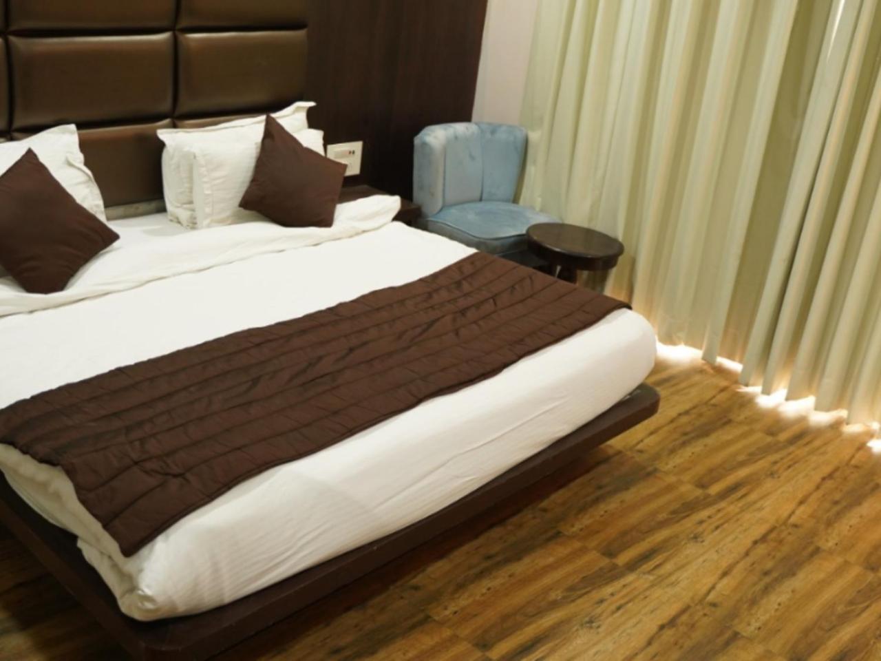Raas Mahal-hotel In Near Tourist Places Hotel Jaipur