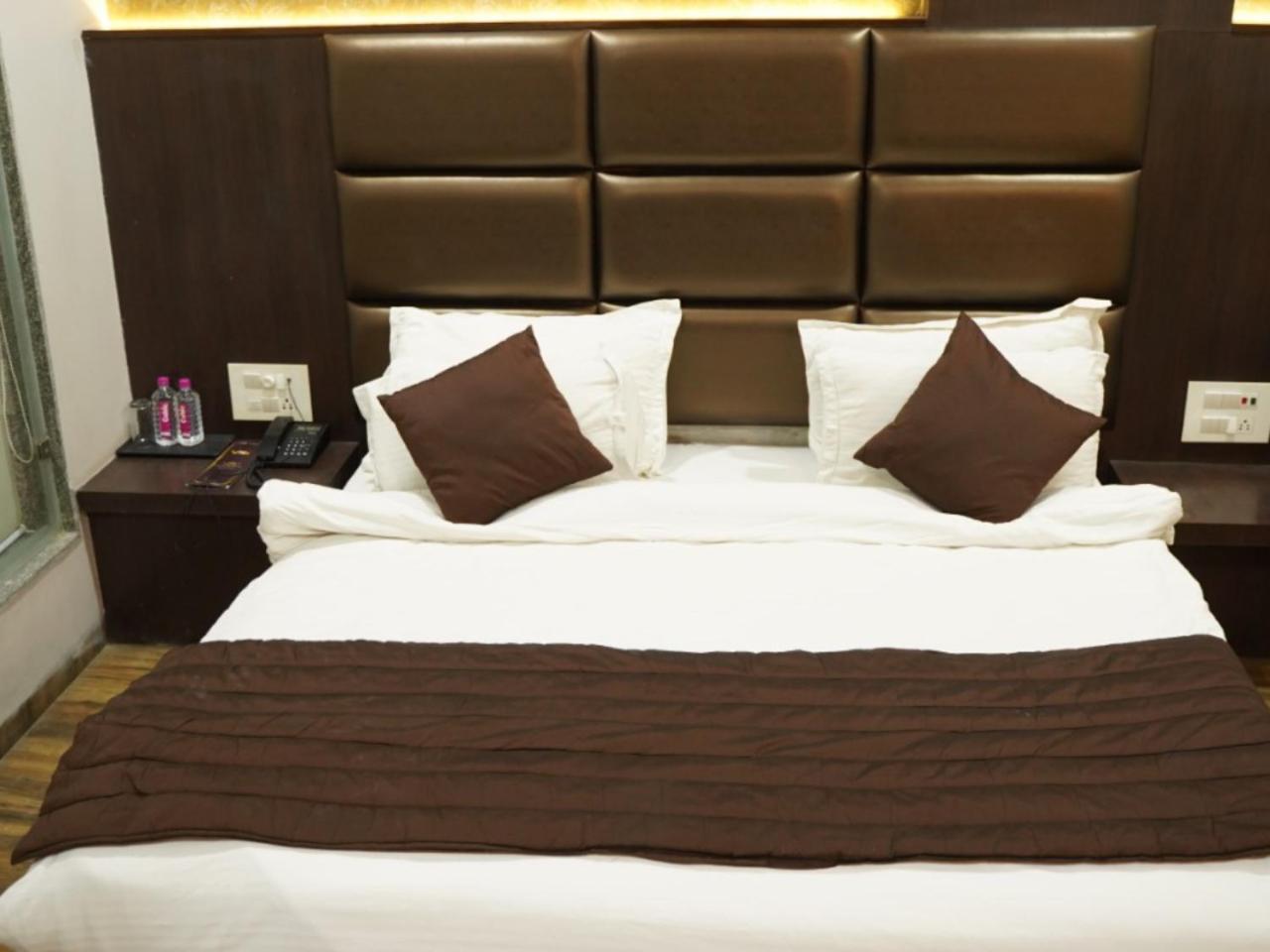 Raas Mahal-hotel In Near Tourist Places Hotel 3*