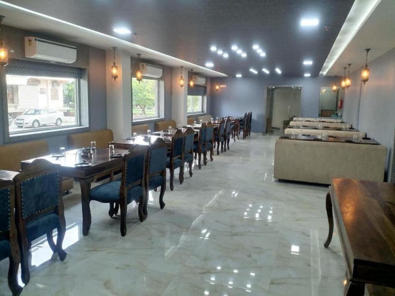 Raas Mahal-hotel In Near Tourist Places Hotel
