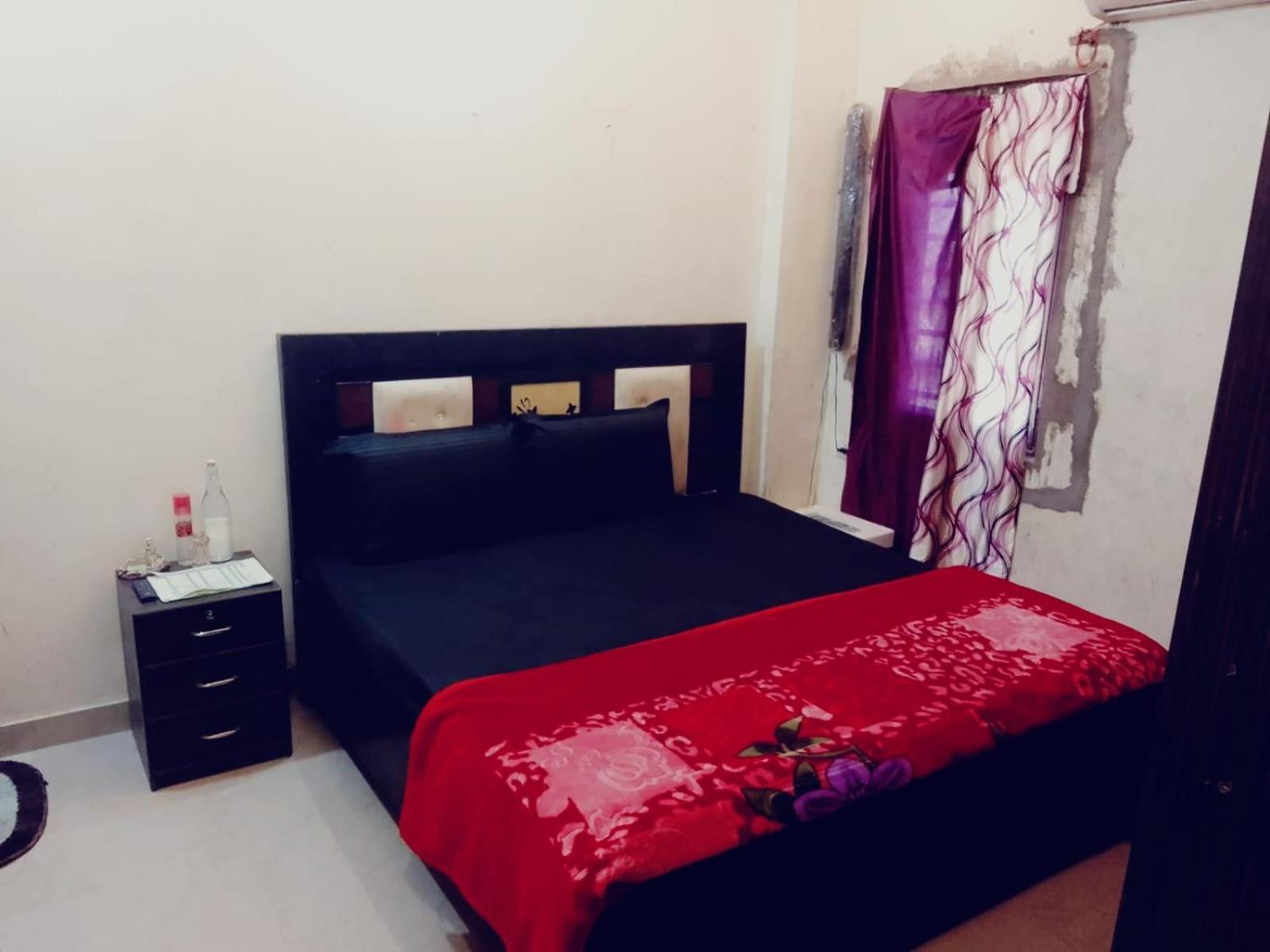 Mingle - The Couplestay Apartment *