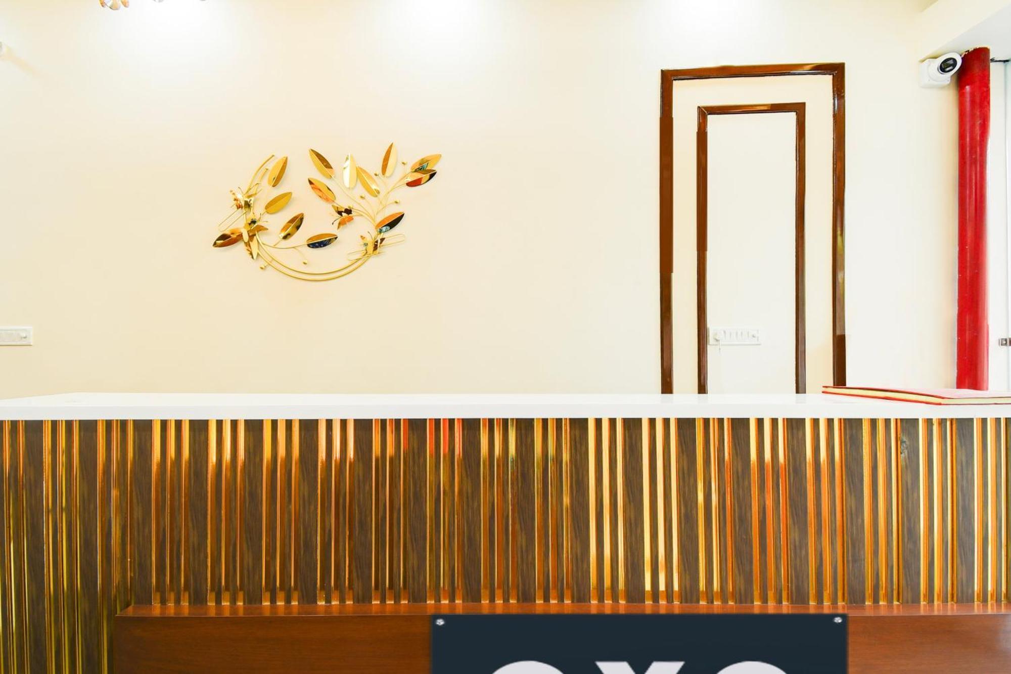 Hotel O Royal Retreat