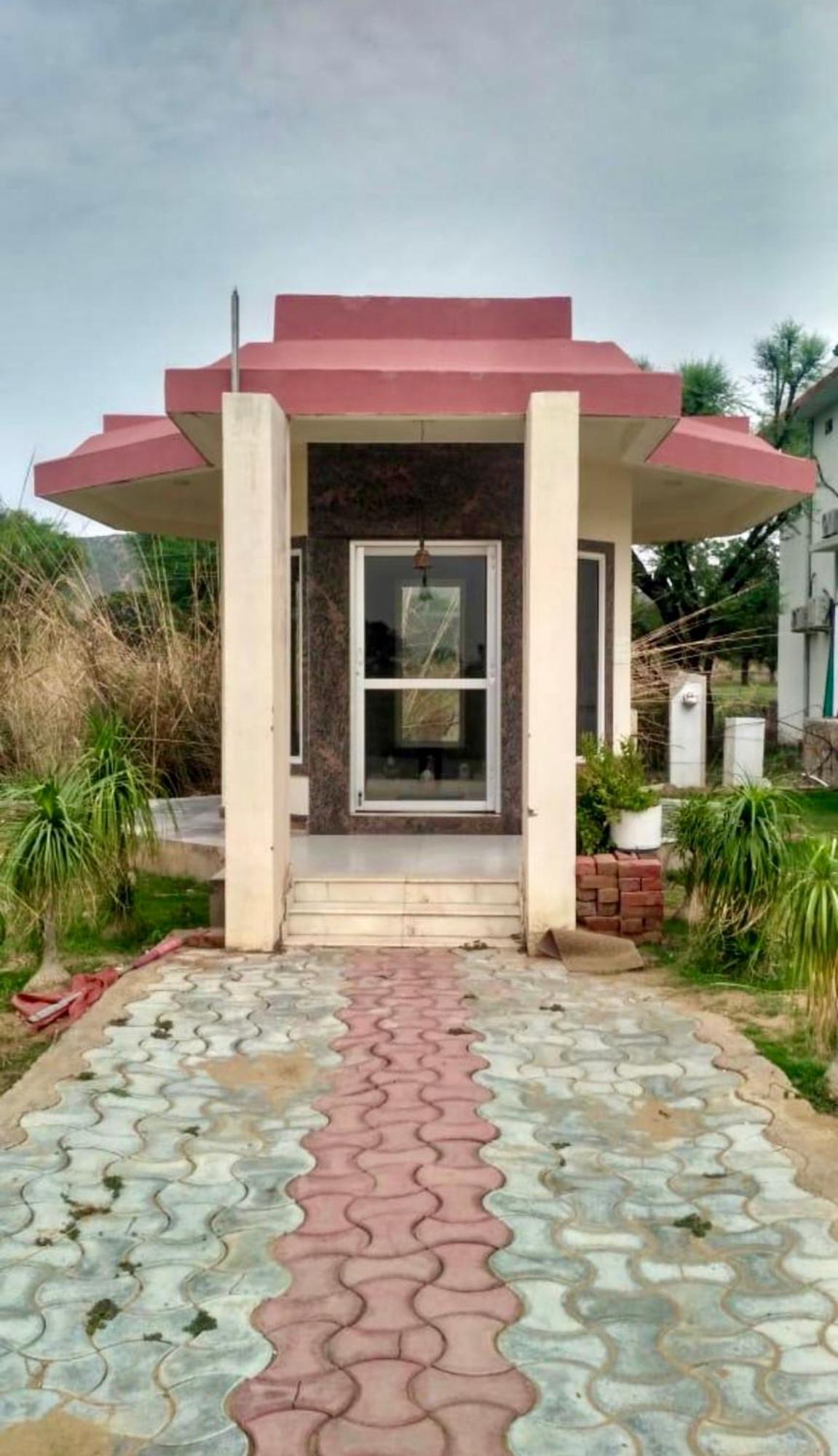Vatika Farm Farm stay