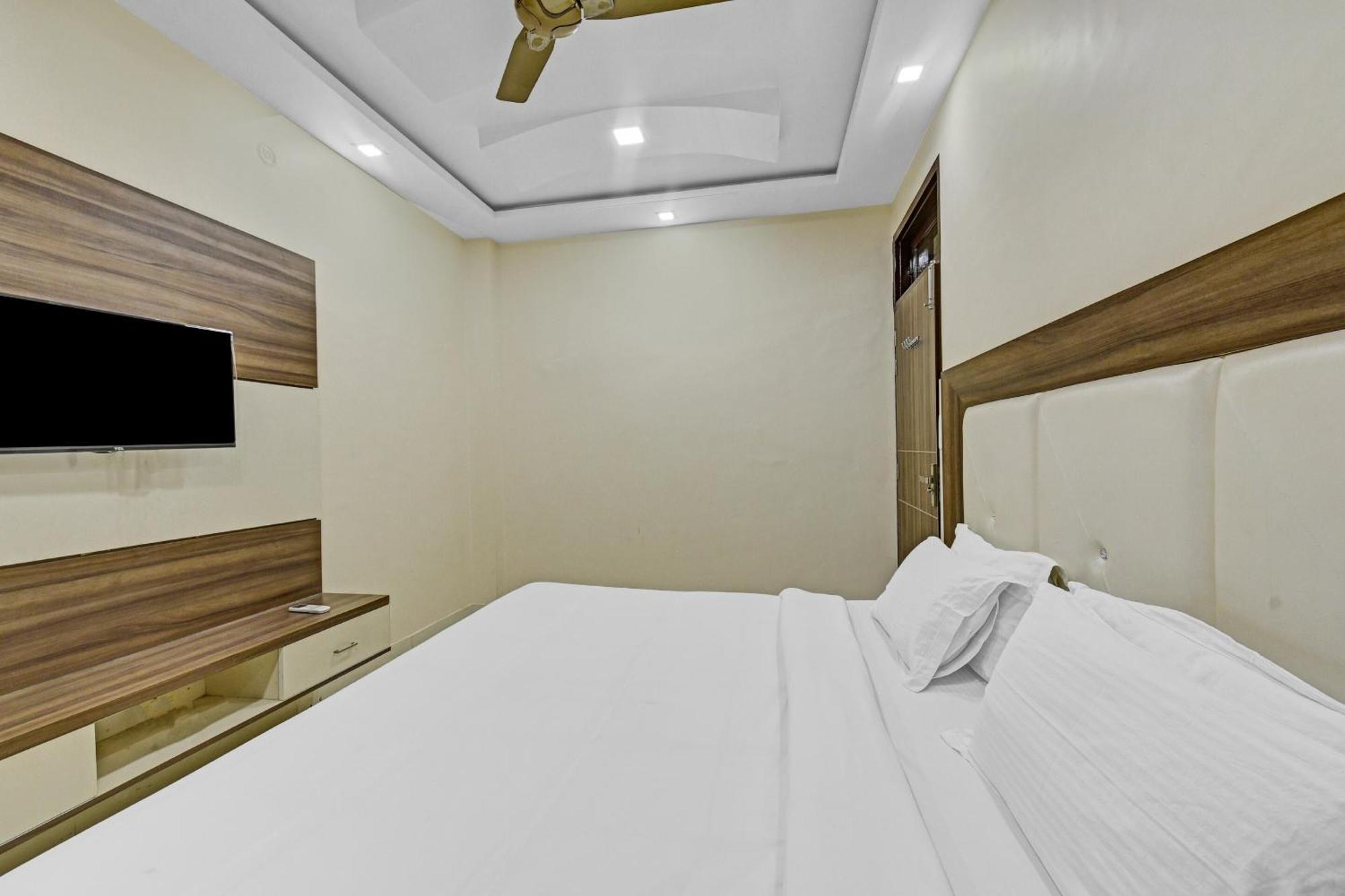 Collection O Homes Jaipur