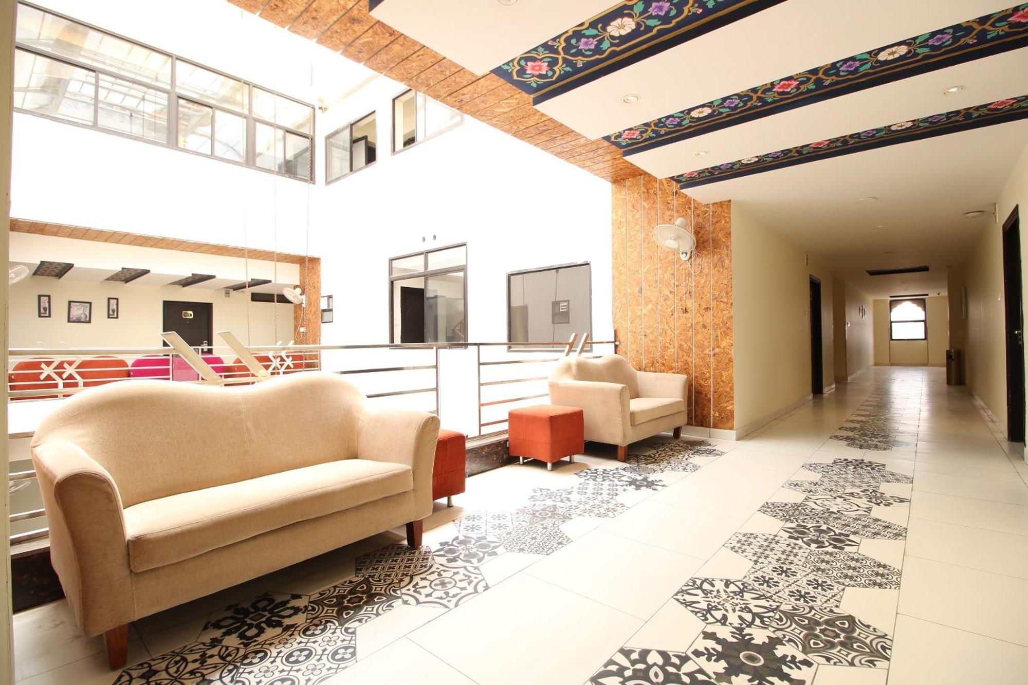 Collection O Vijay Palace Hotel 4*