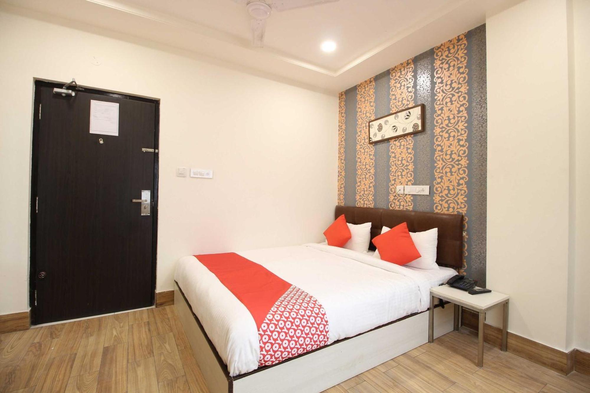 Collection O Vijay Palace Hotel Jaipur