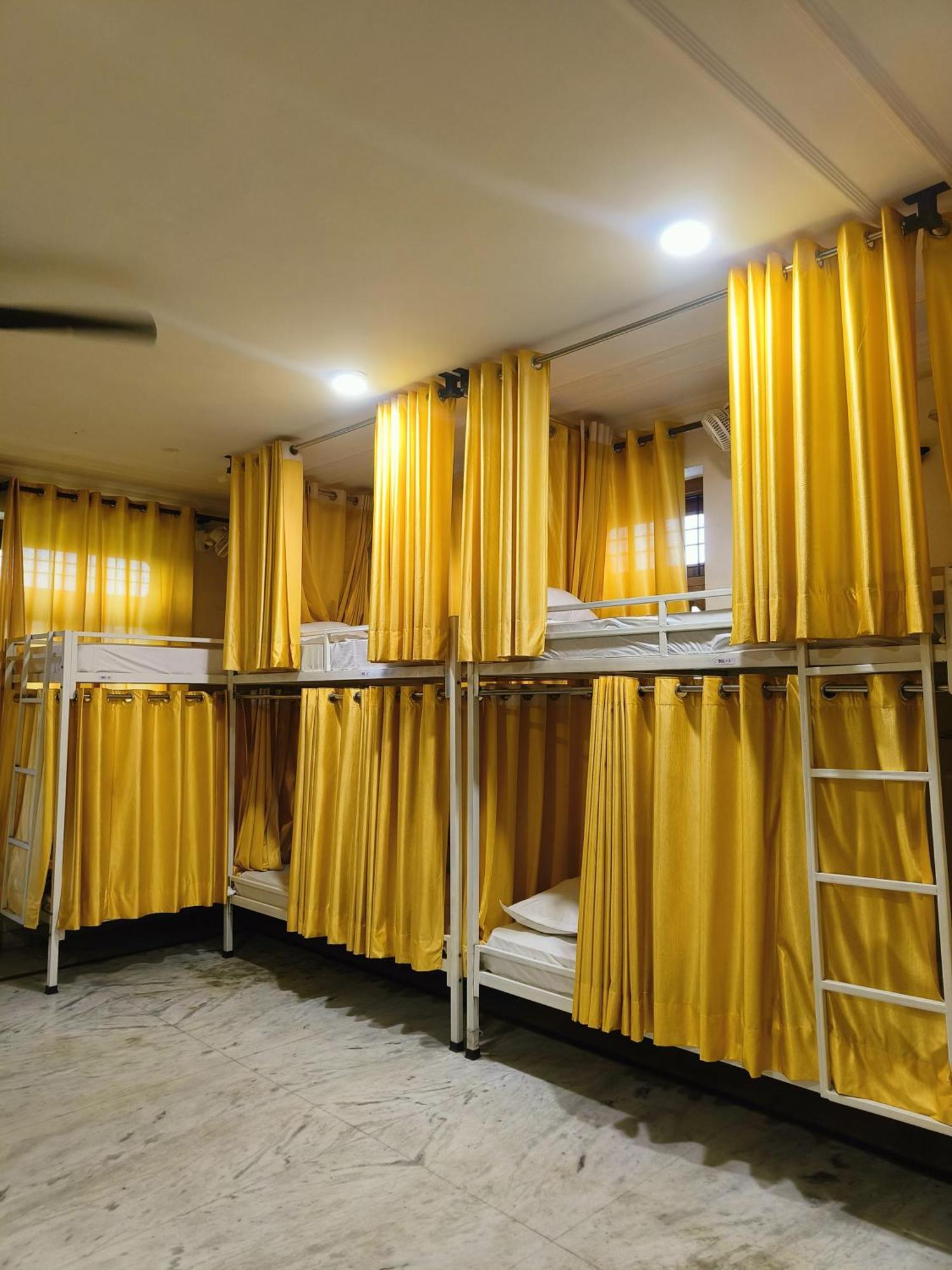 Hotel Ohh Hostler 4*