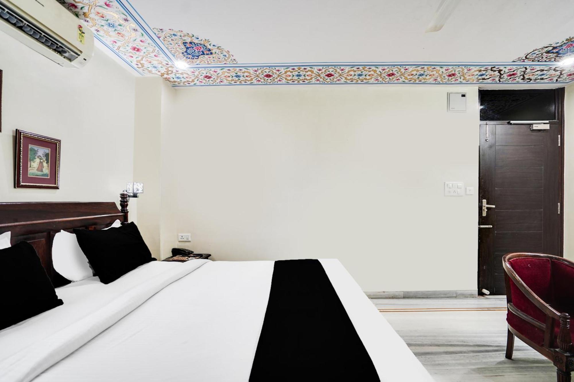 Hotel Super Townhouse Durgapura Formerly Gumaan Heritage 4*