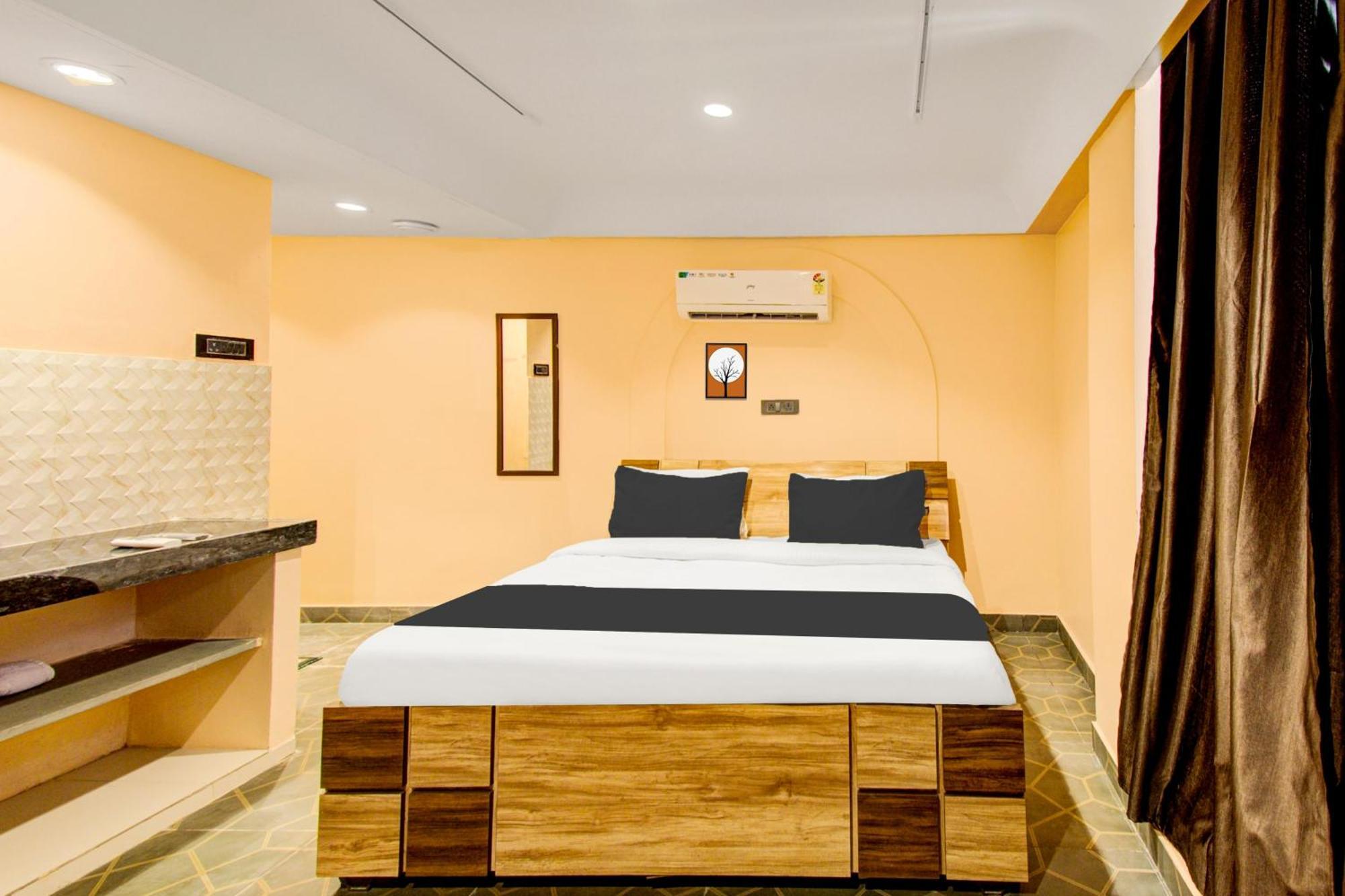 O Pink Hotel