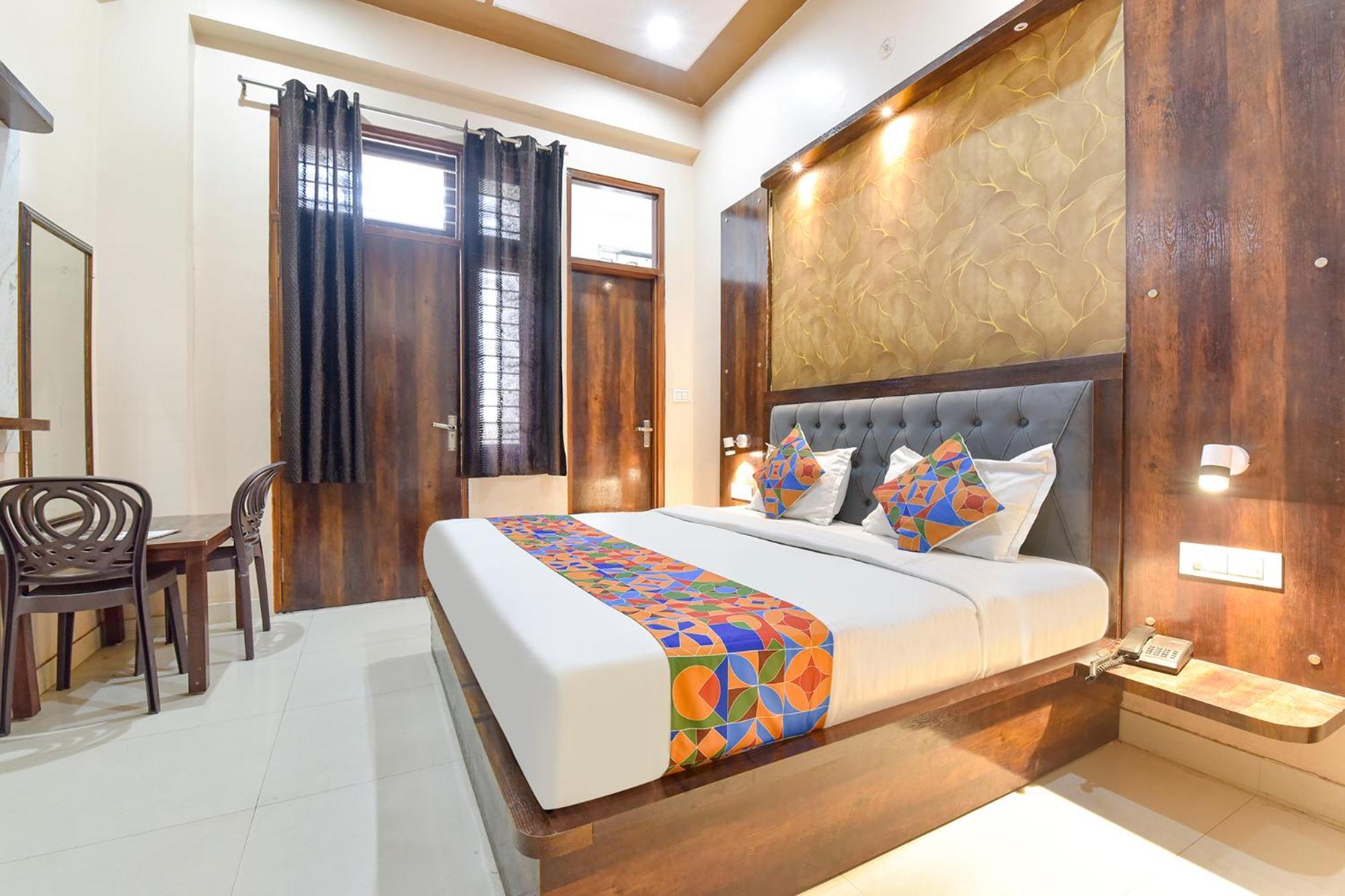 Hotel Fabhotel Sr