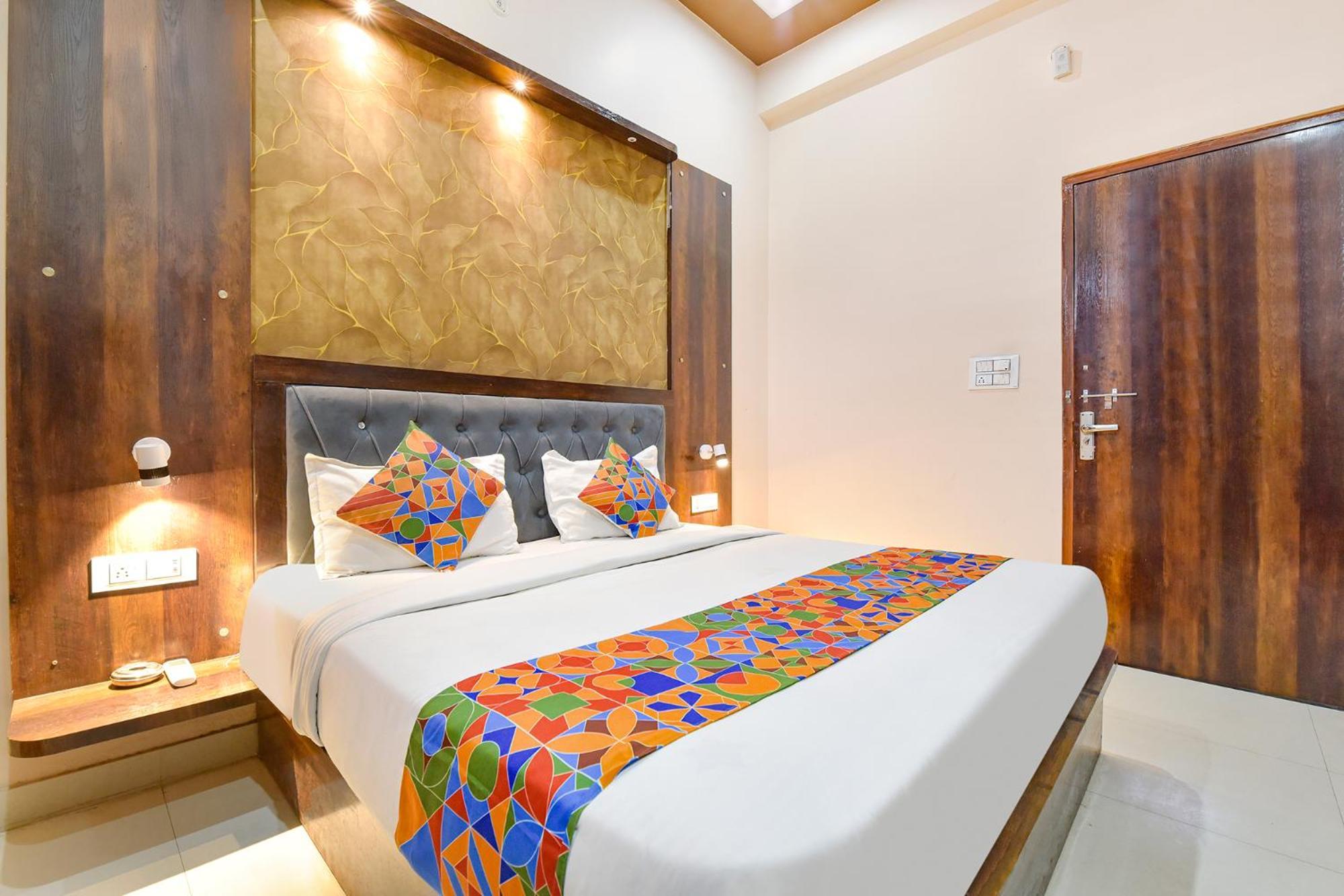 Fabhotel Sr Hotel
