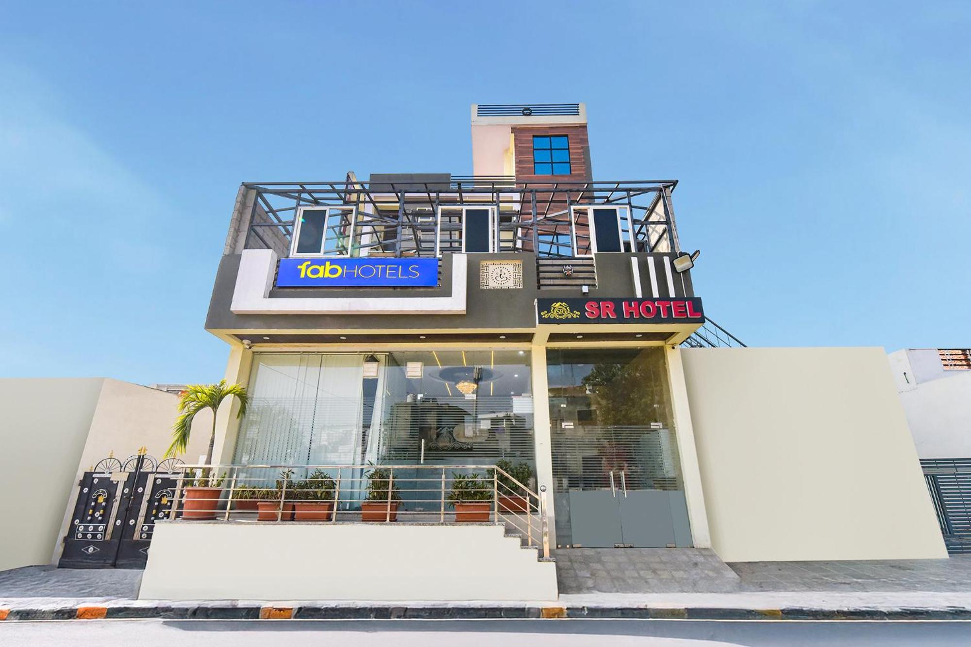 Fabhotel Sr Hotel