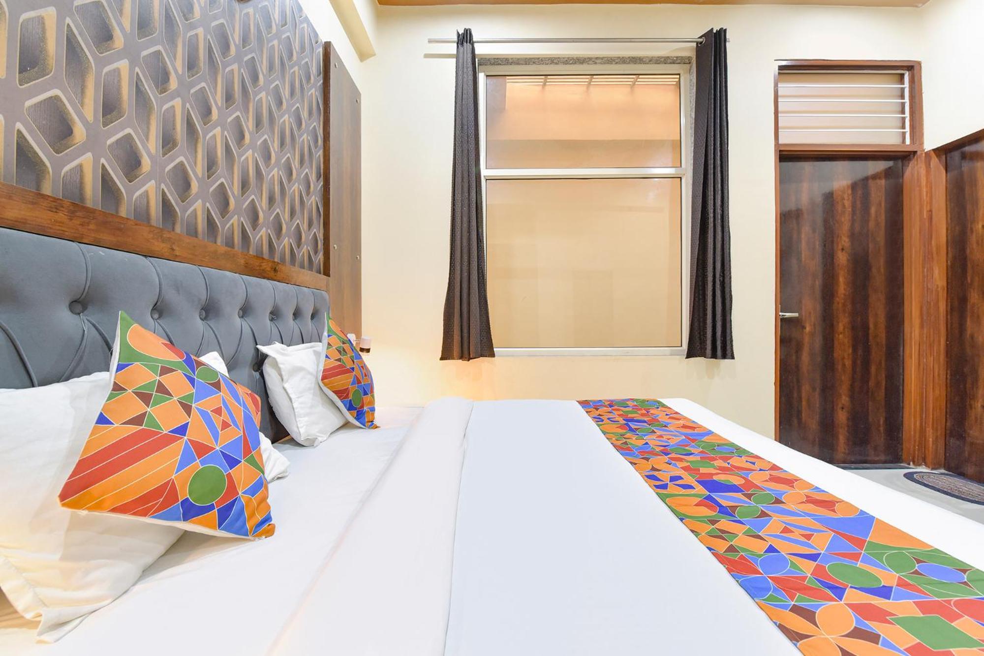 Hotel Fabhotel Sr