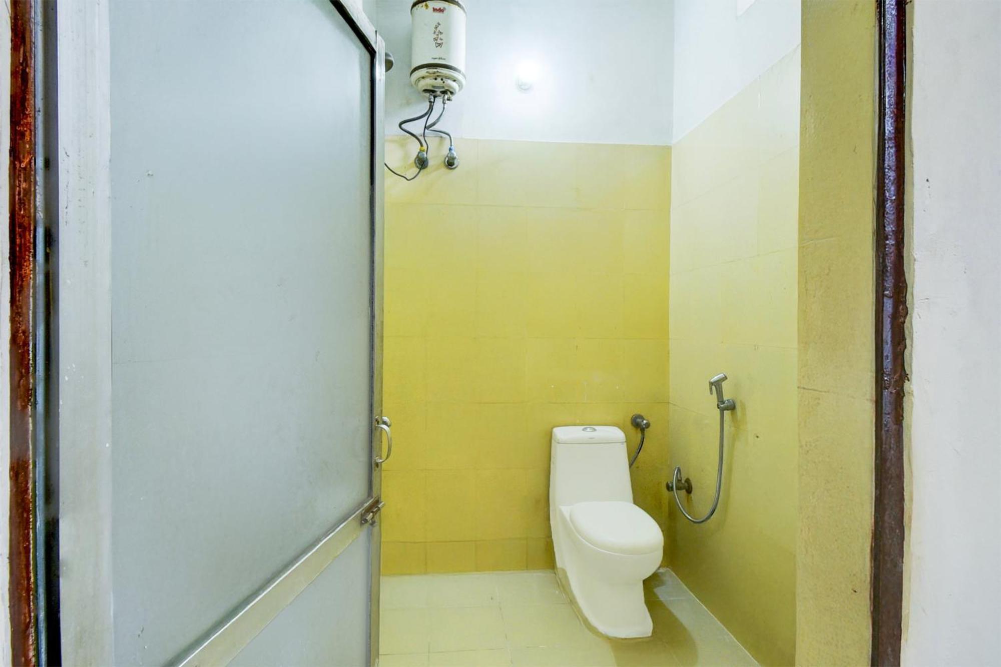Hotel O Pragati Prime 3*