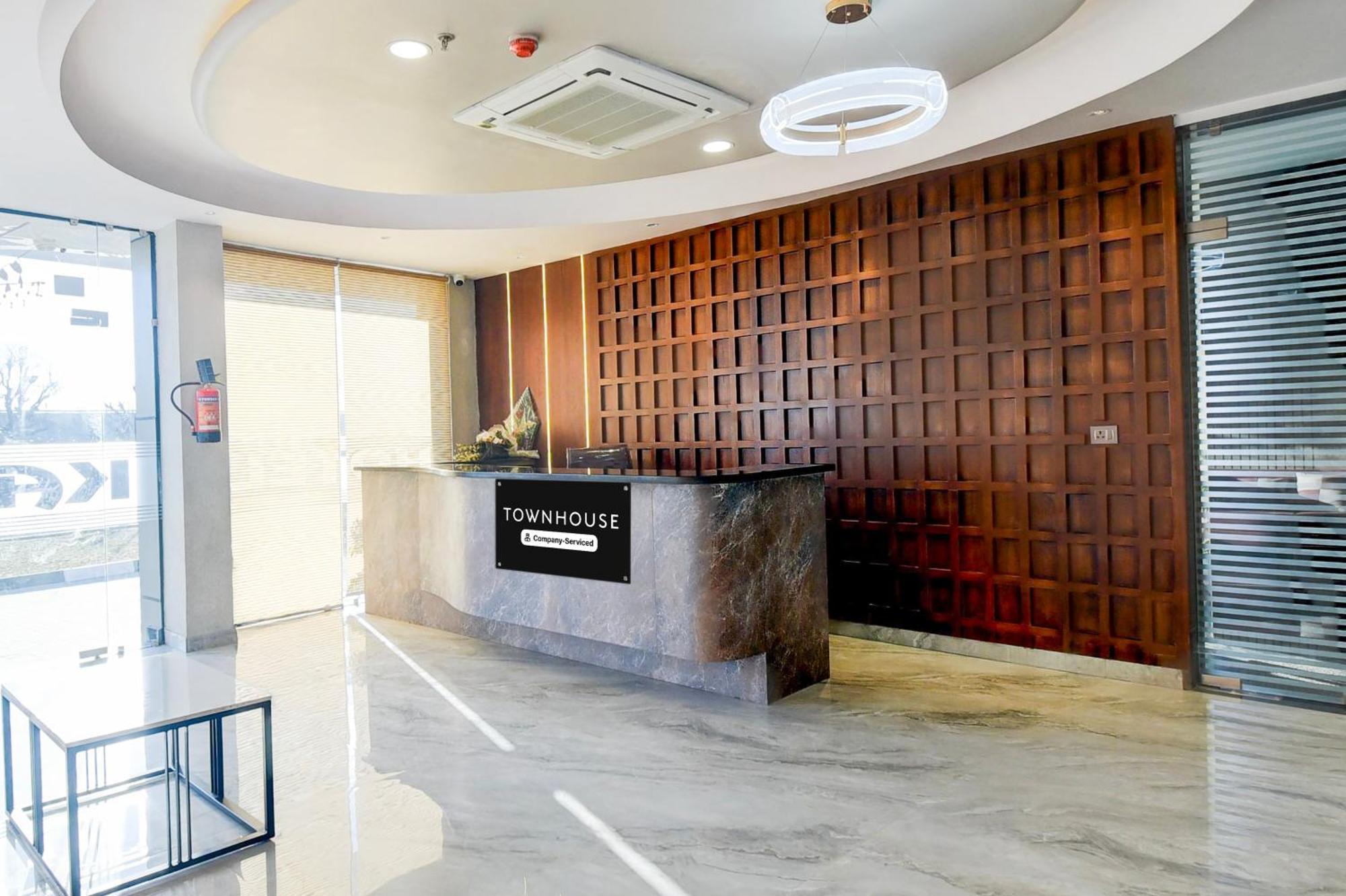 Hotel Townhouse Oak Sanganer Formerly Kanha Jaipur