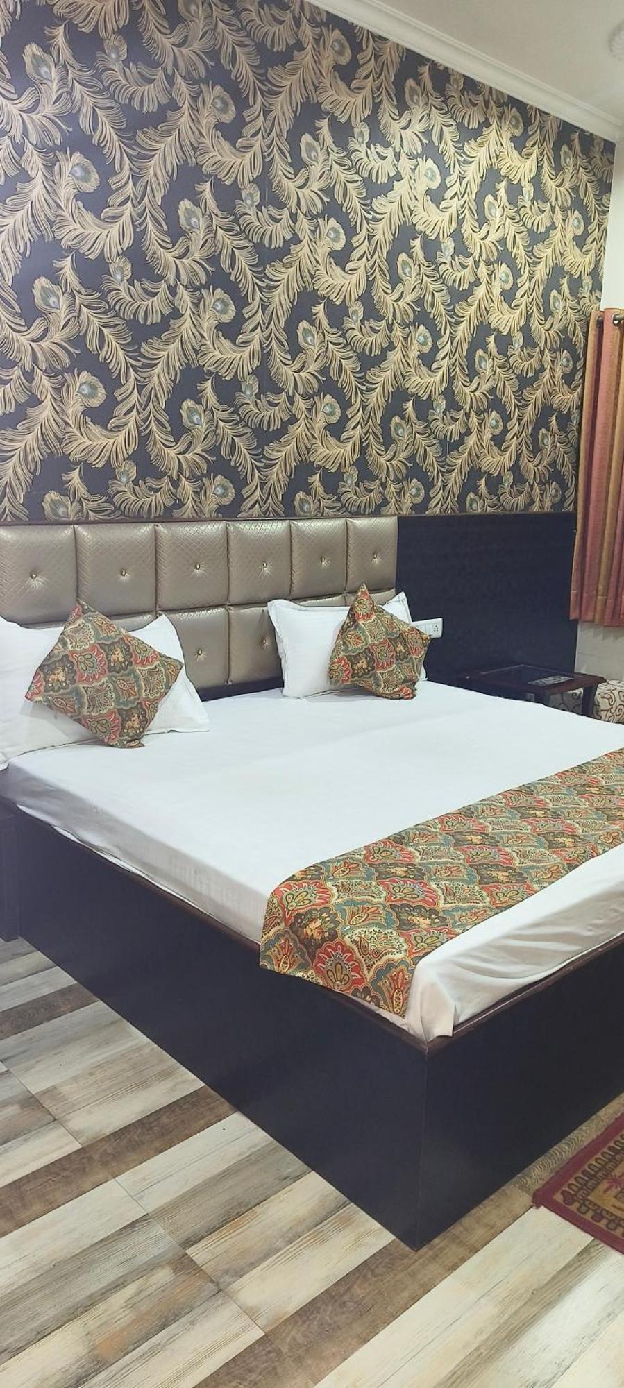 Hotel The Raj Jaipur