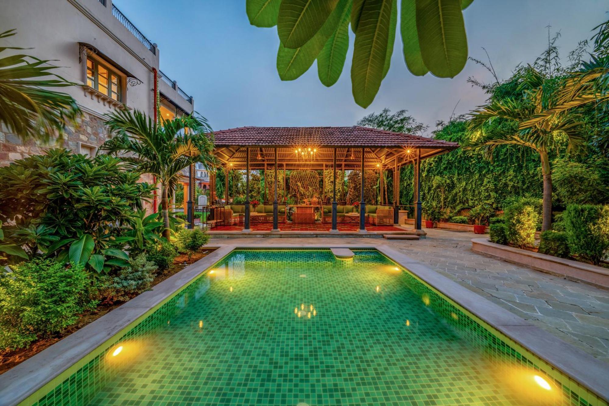 Niravi Jaipur