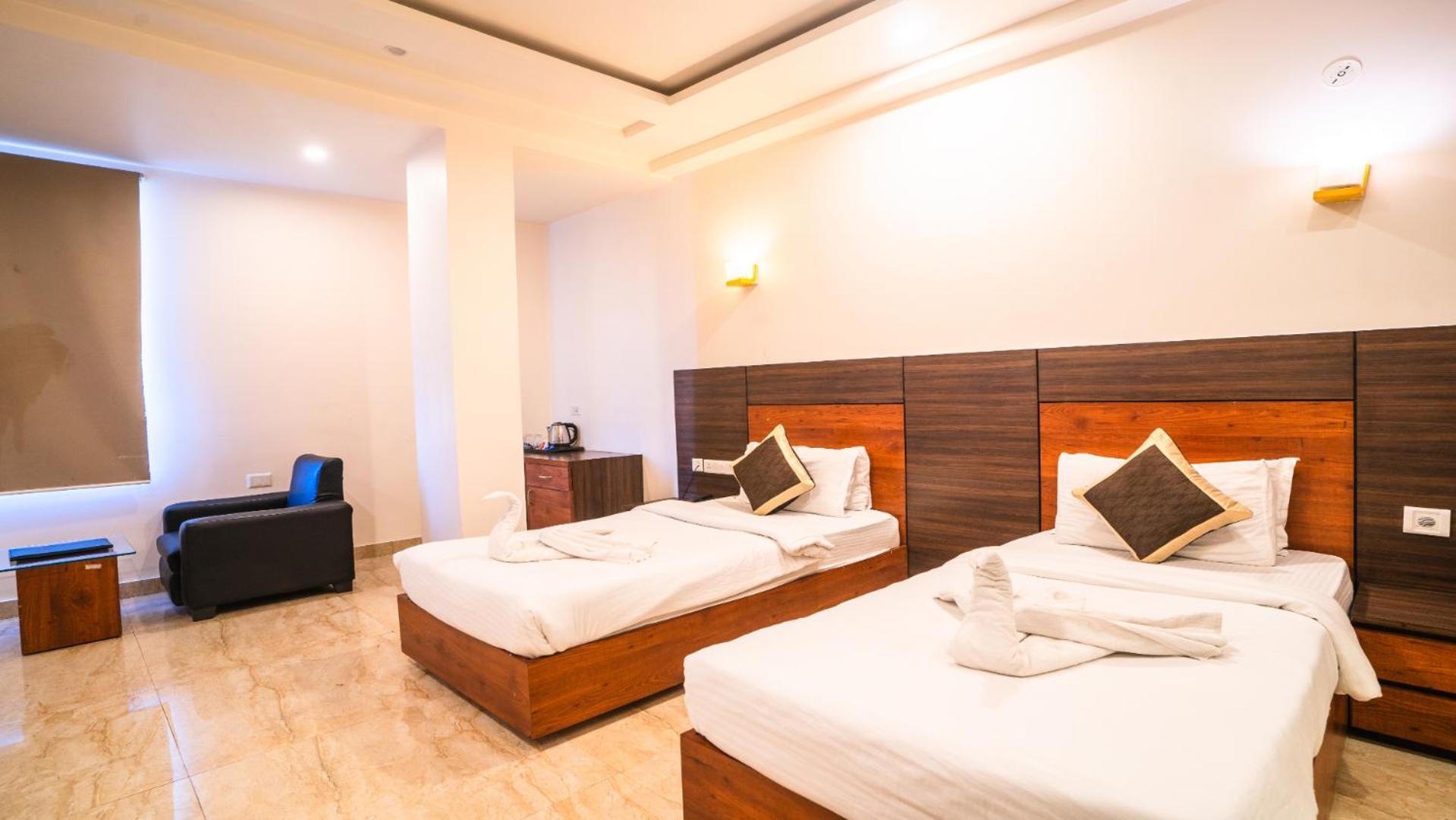 Bhaskar 3* Jaipur