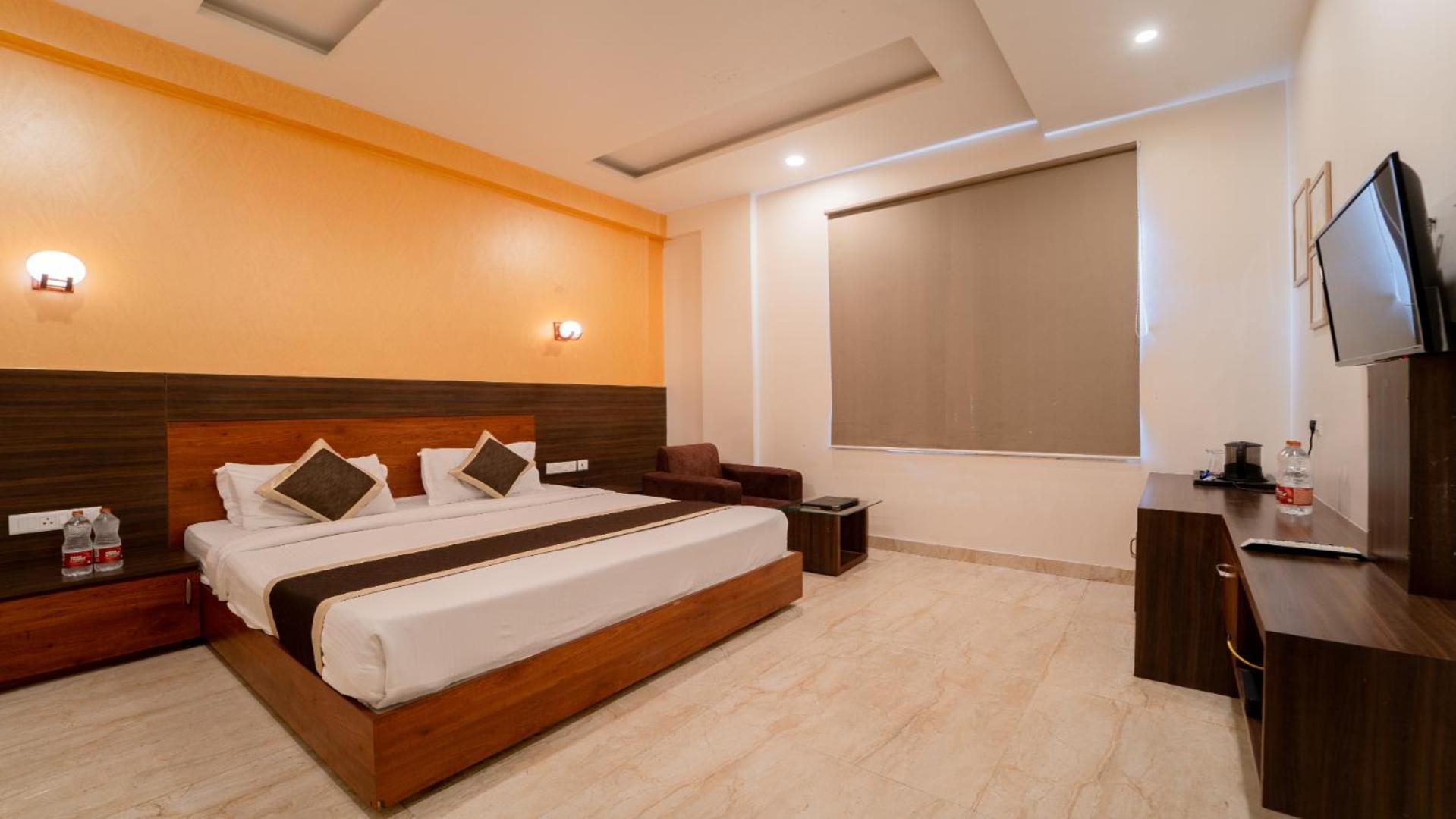Bhaskar Hotel