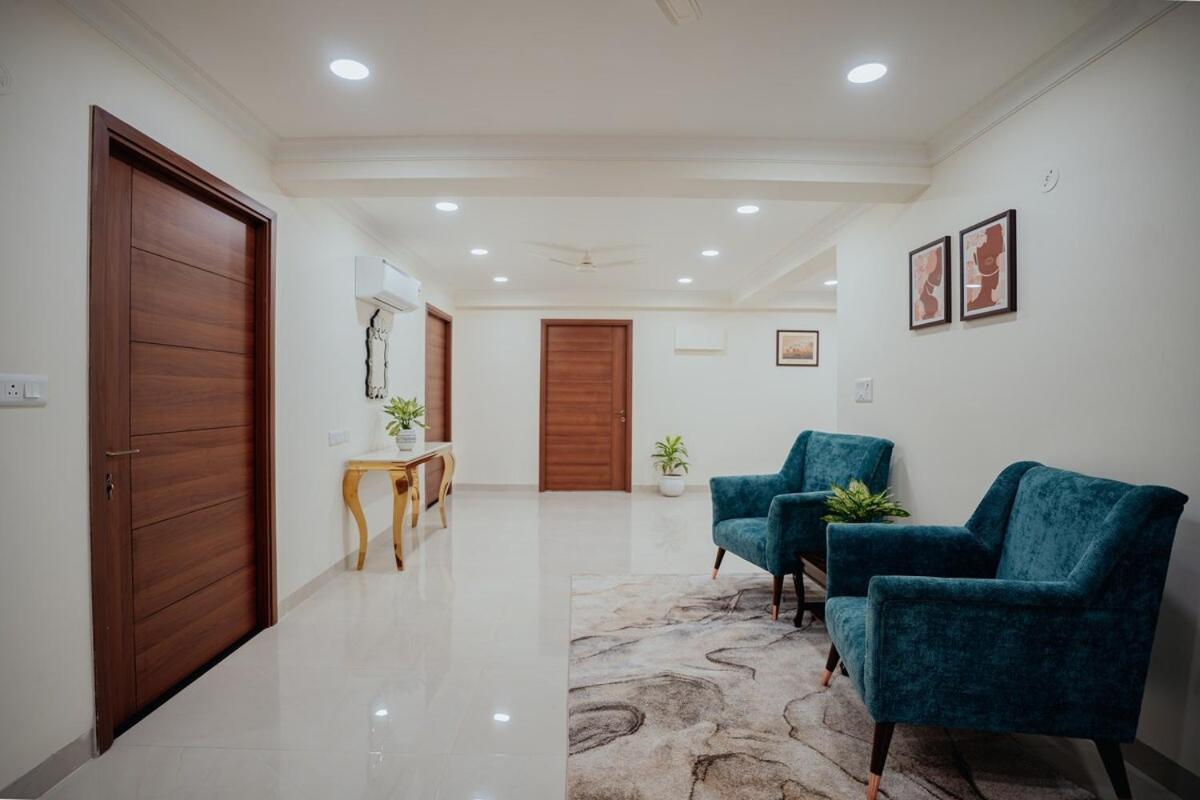 Apartment 4bhk Penthouse-amber In The Dunes, Amer Road