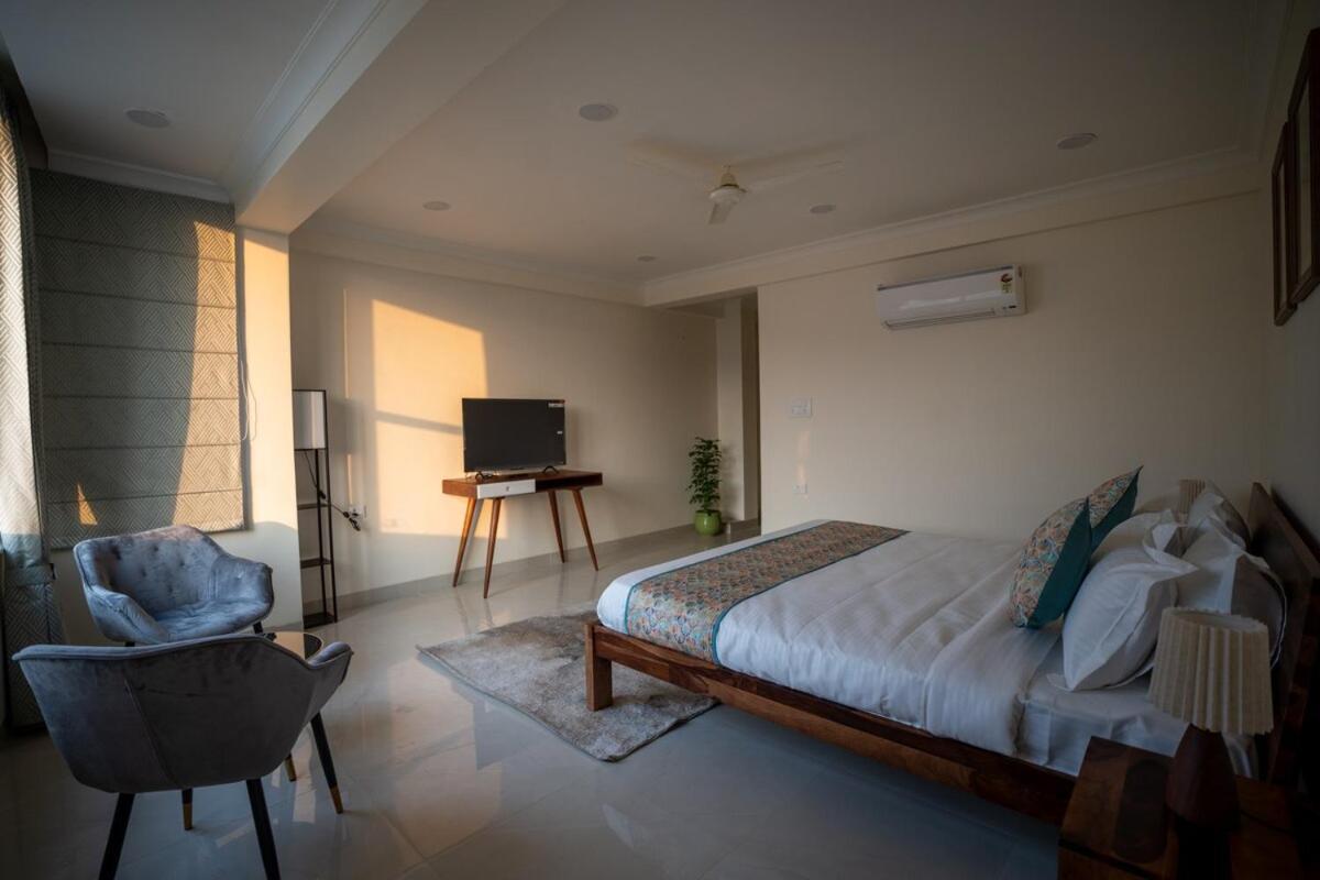 4bhk Penthouse-amber In The Dunes, Amer Road *