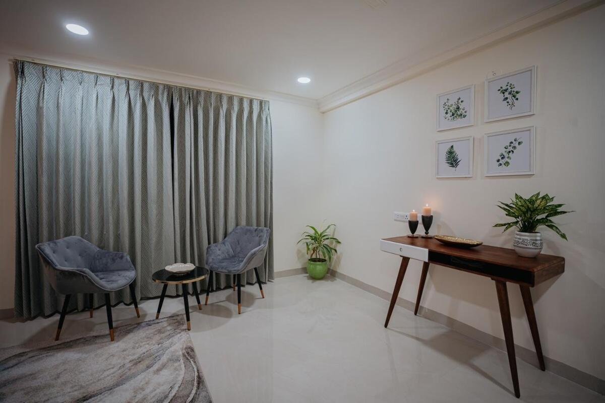 4bhk Penthouse-amber In The Dunes, Amer Road Apartment *
