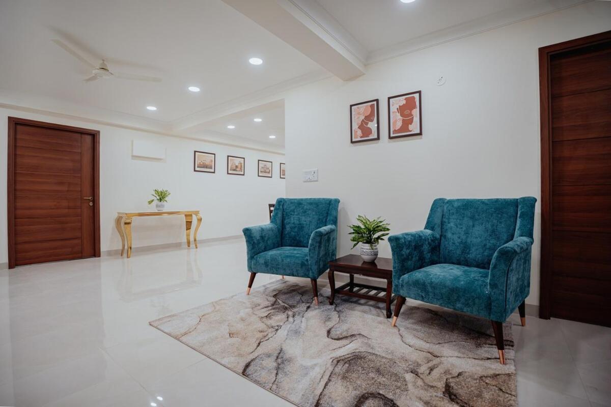 Apartment 4bhk Penthouse-amber In The Dunes, Amer Road