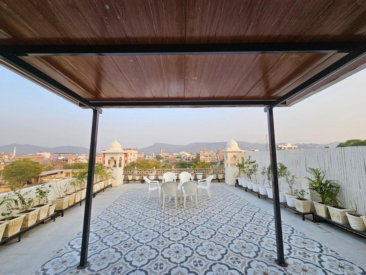 Apartment 4bhk Penthouse-amber In The Dunes, Amer Road Jaipur