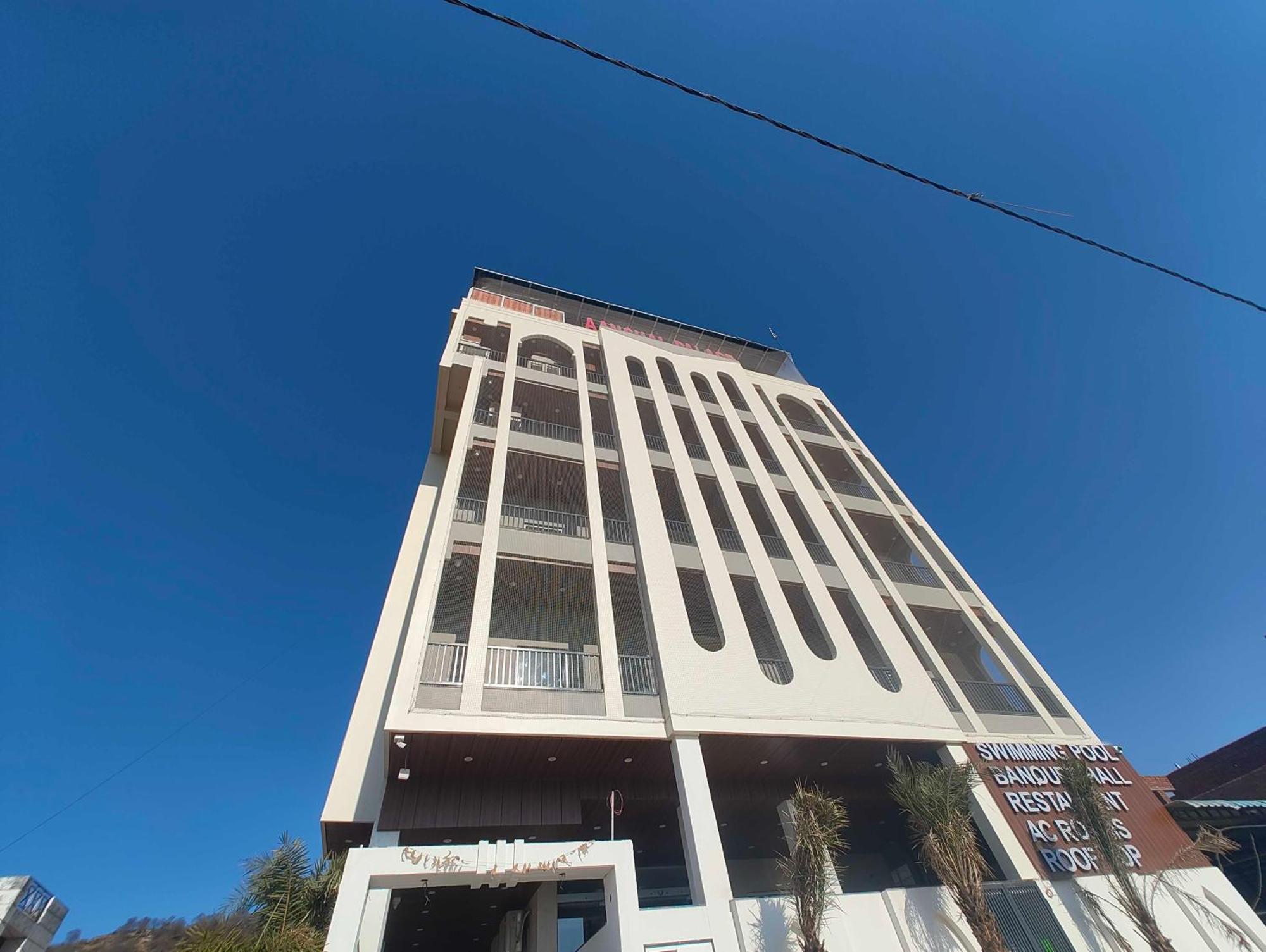Townhouse Namdev Nagar Hotel 4*
