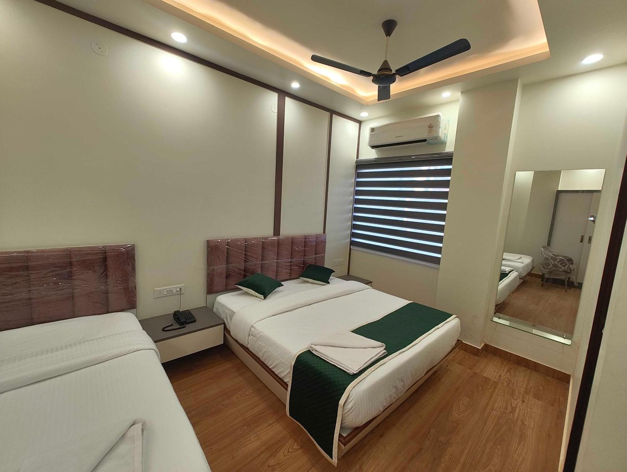 Townhouse Namdev Nagar 4*