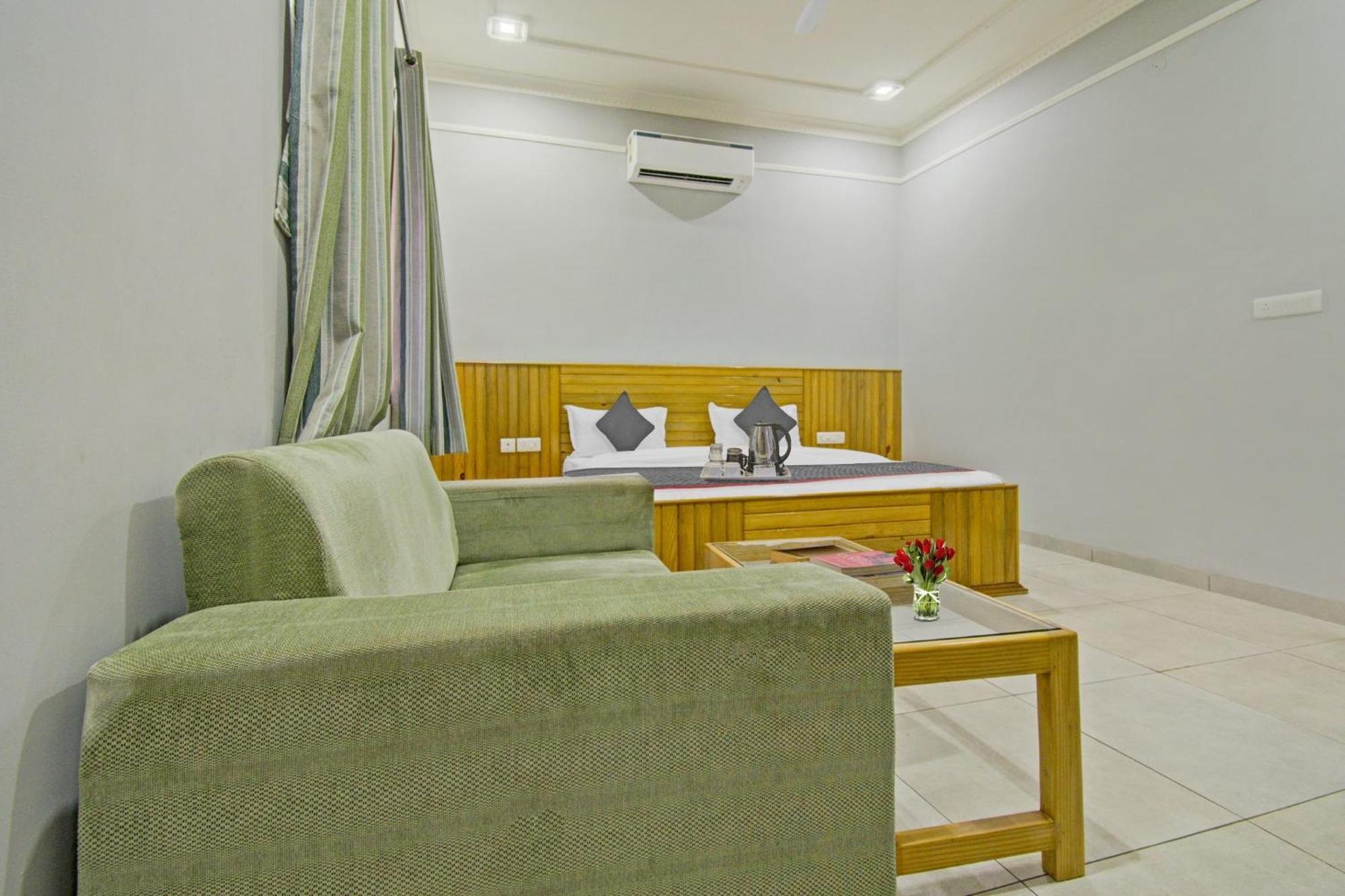 Hotel O La Costa 3*
