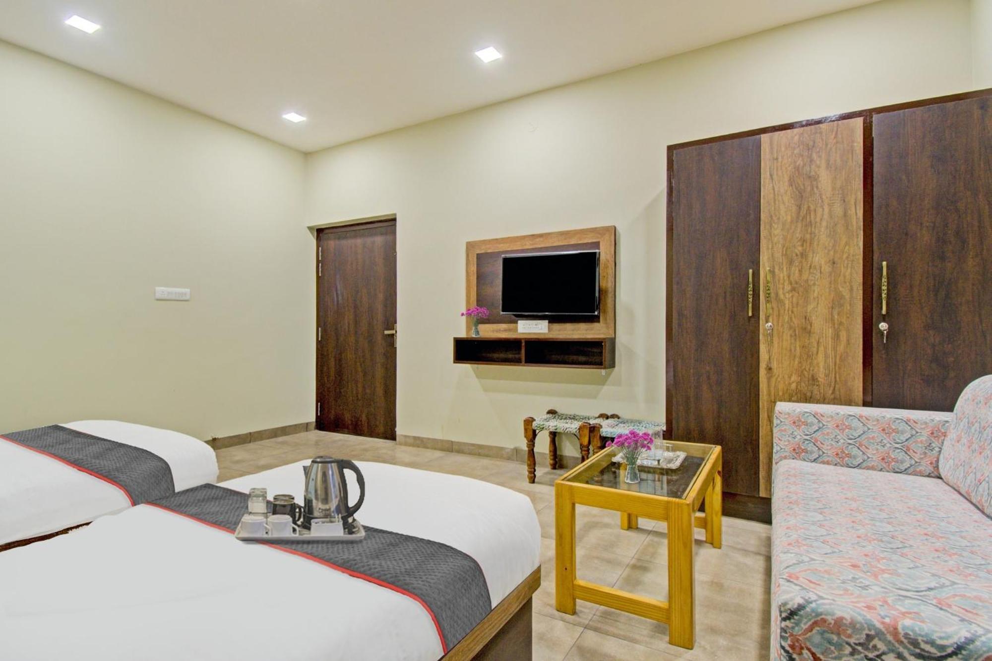 Hotel O La Costa 3*