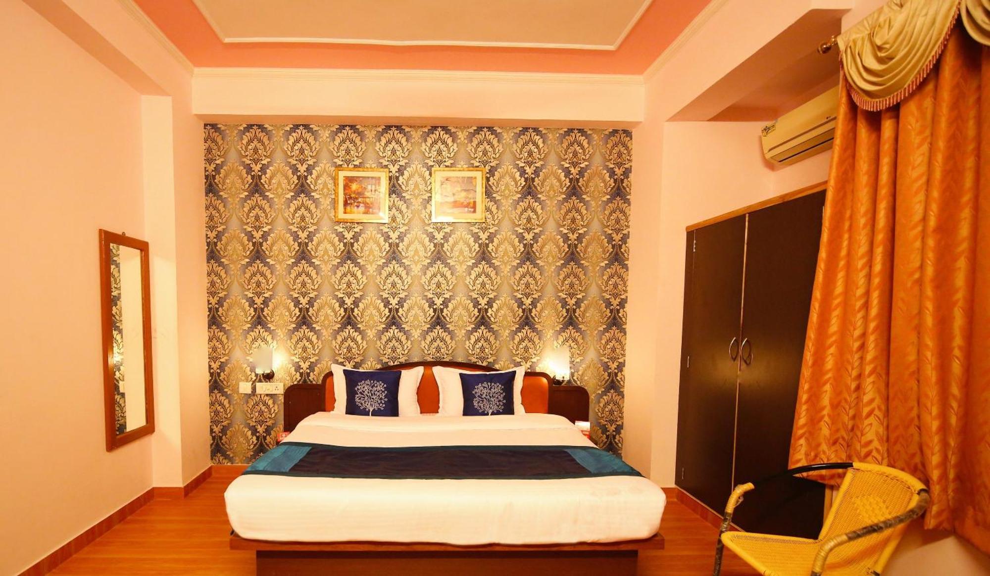 Hotel Collection O Manohar Palace Jaipur
