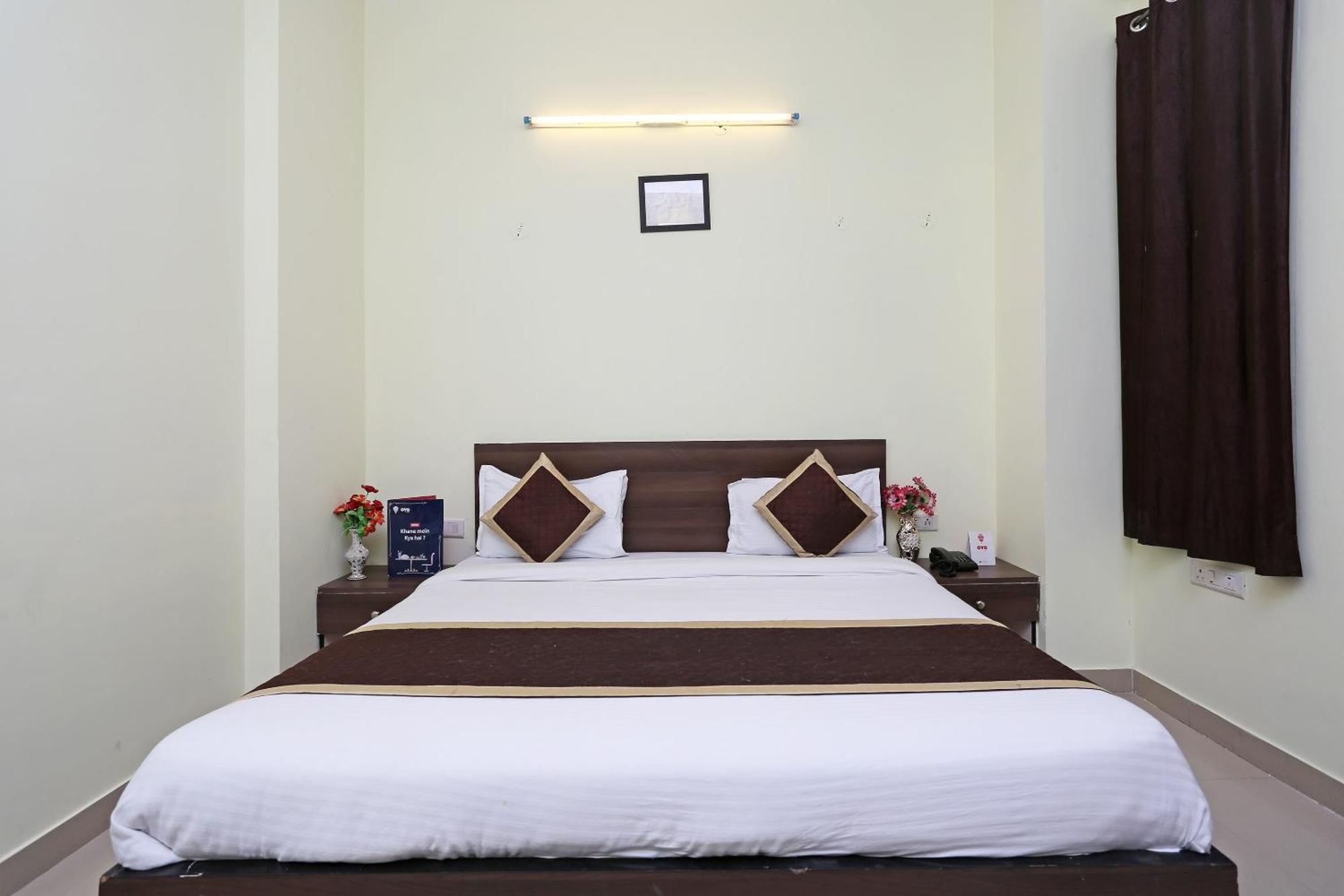 Hotel Fabhotel Majestic Heights 3*
