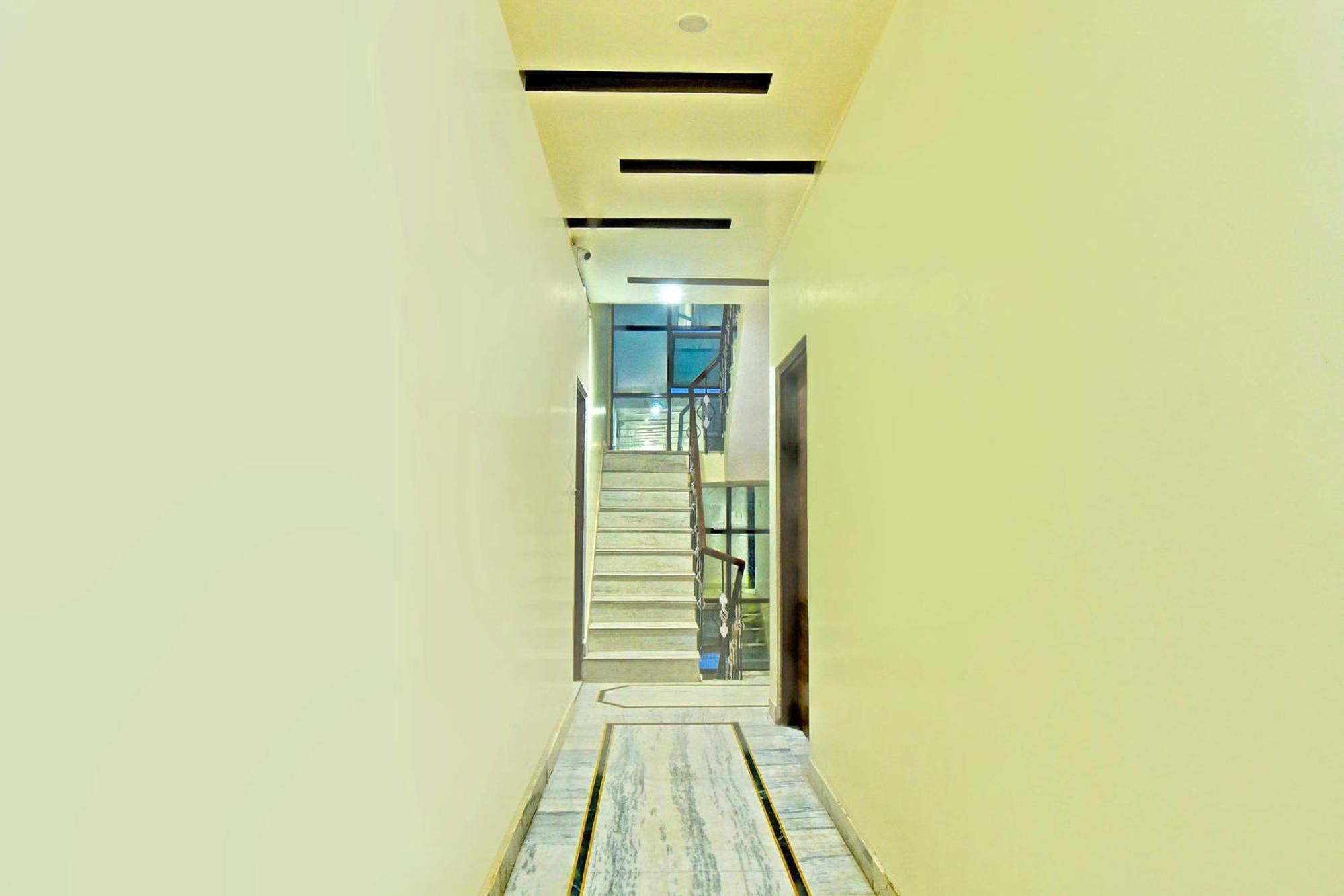O Royal Govindam Hotel 3*