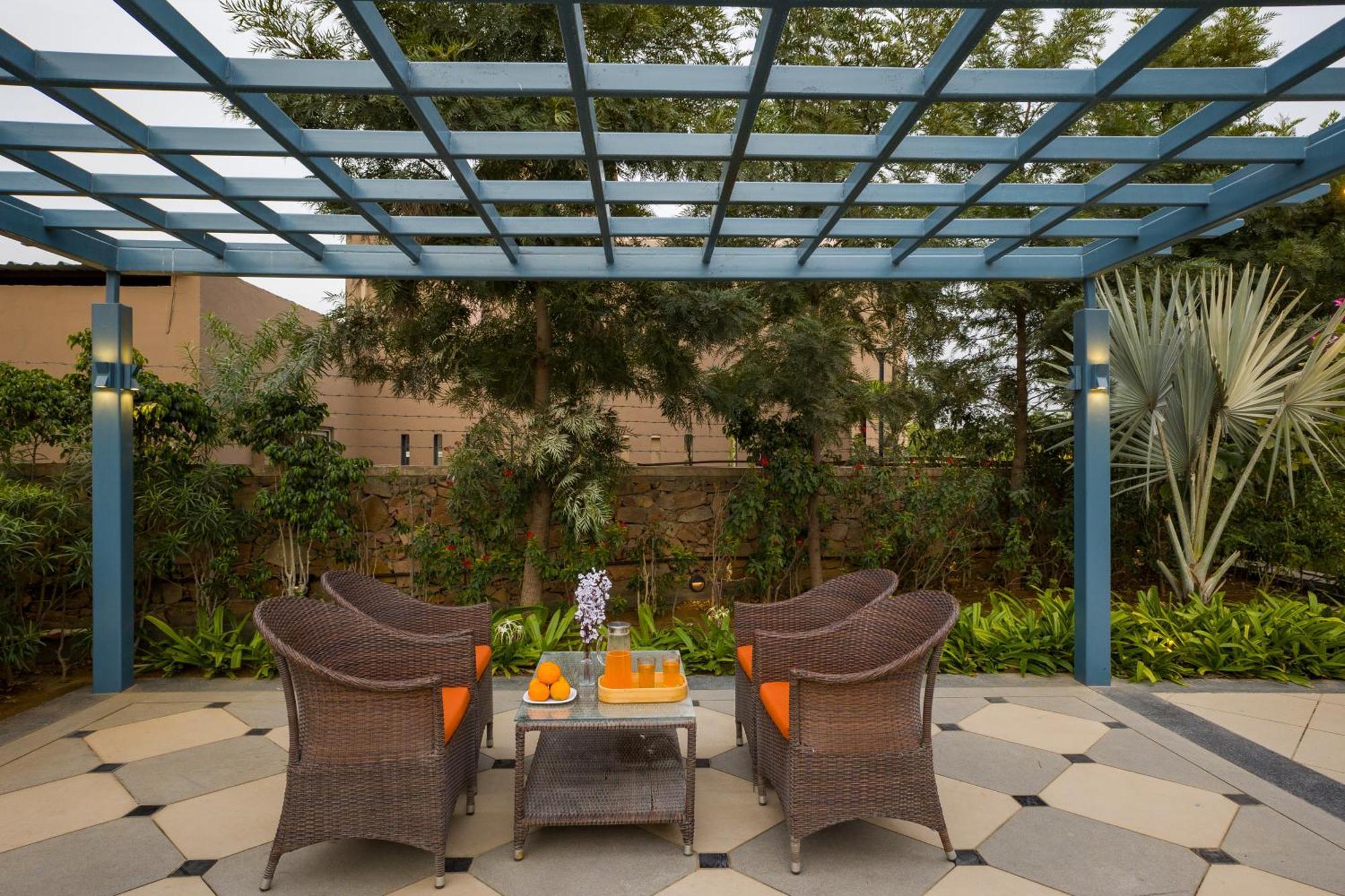 Elivaas Noahs Ark 3 Bhk With Pvt Pool, Garden & Gazebo