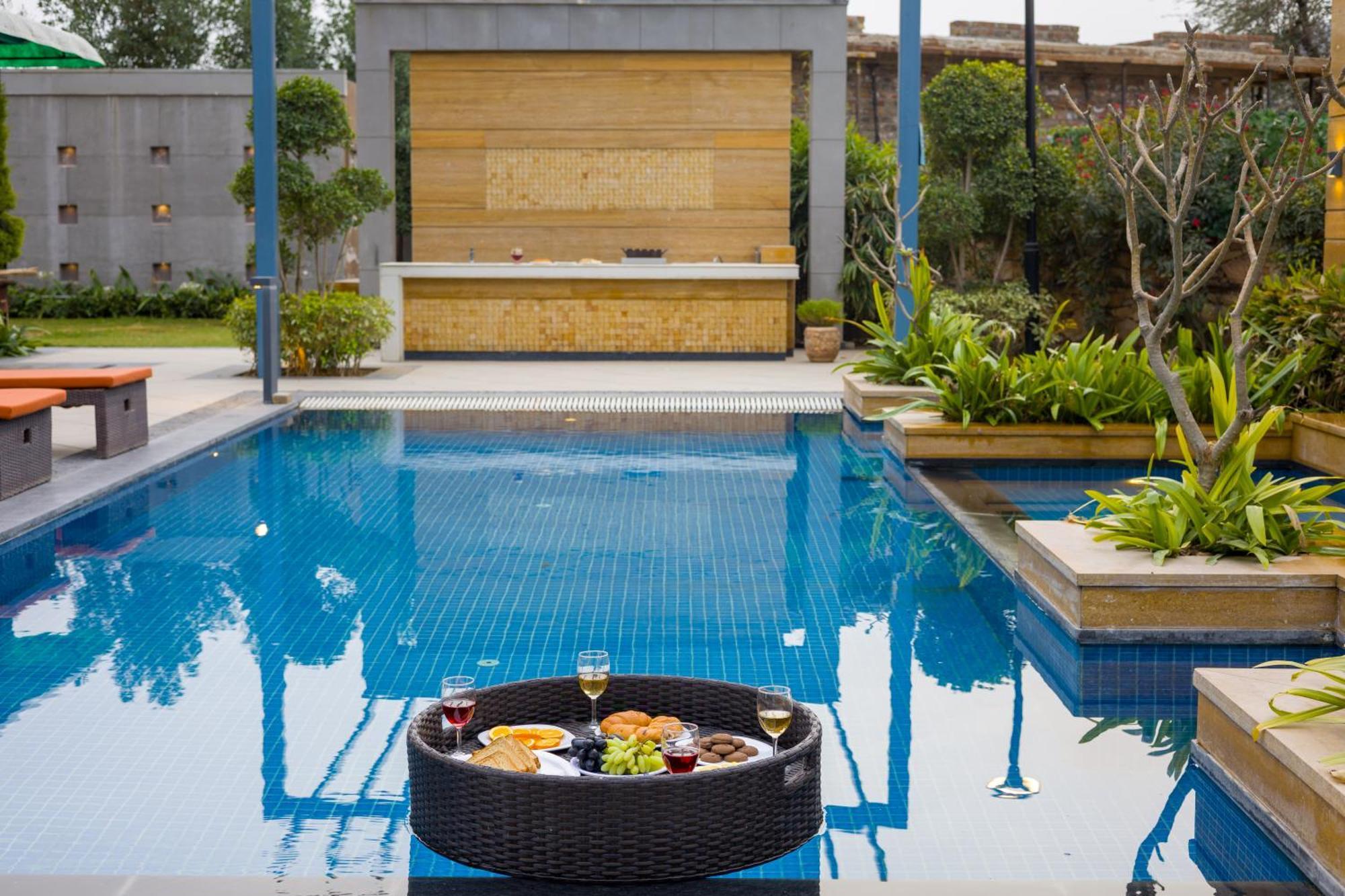 Villa Elivaas Noahs Ark 3 Bhk With Pvt Pool, Garden & Gazebo