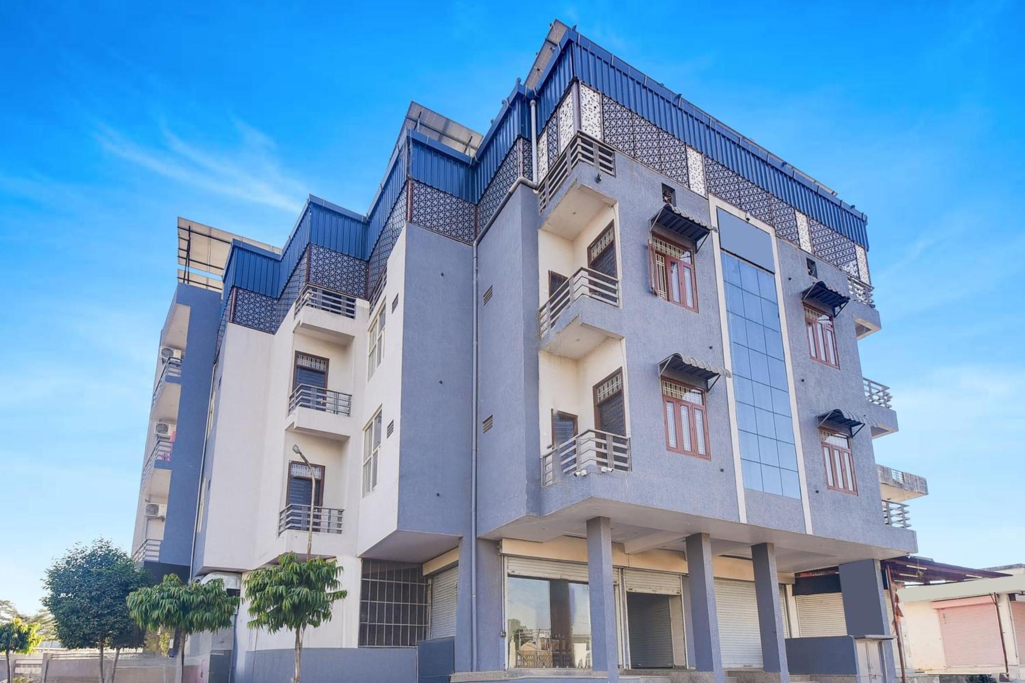 Hotel Super Collection O Kalyanpura Formerly Alpine *