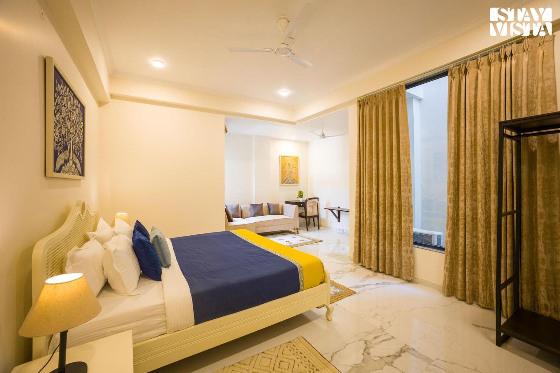 Stayvista At Sabora White With Wi-fi, Ac Apartment *