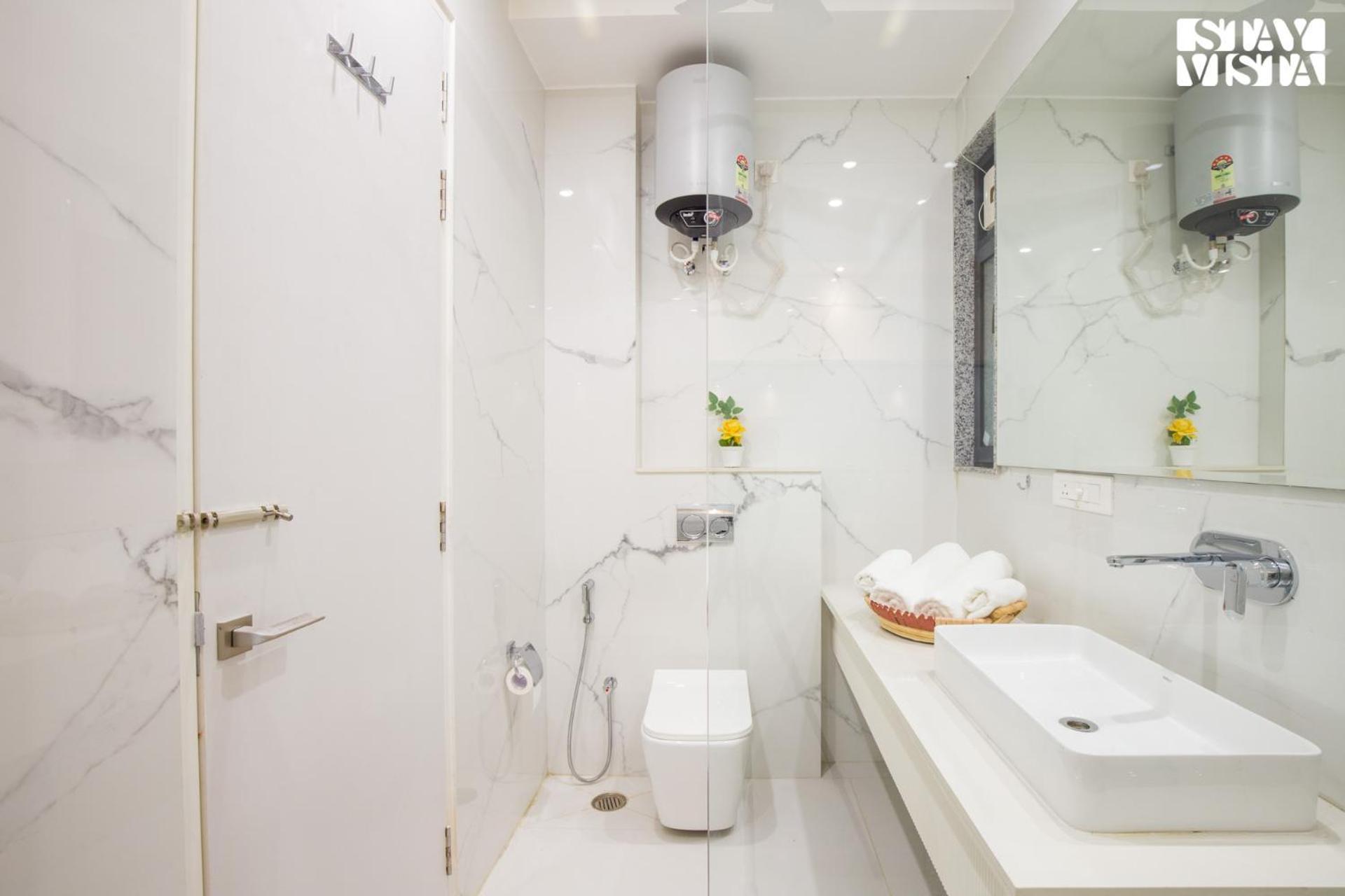 Apartment Stayvista At Sabora White With Wi-fi, Ac *