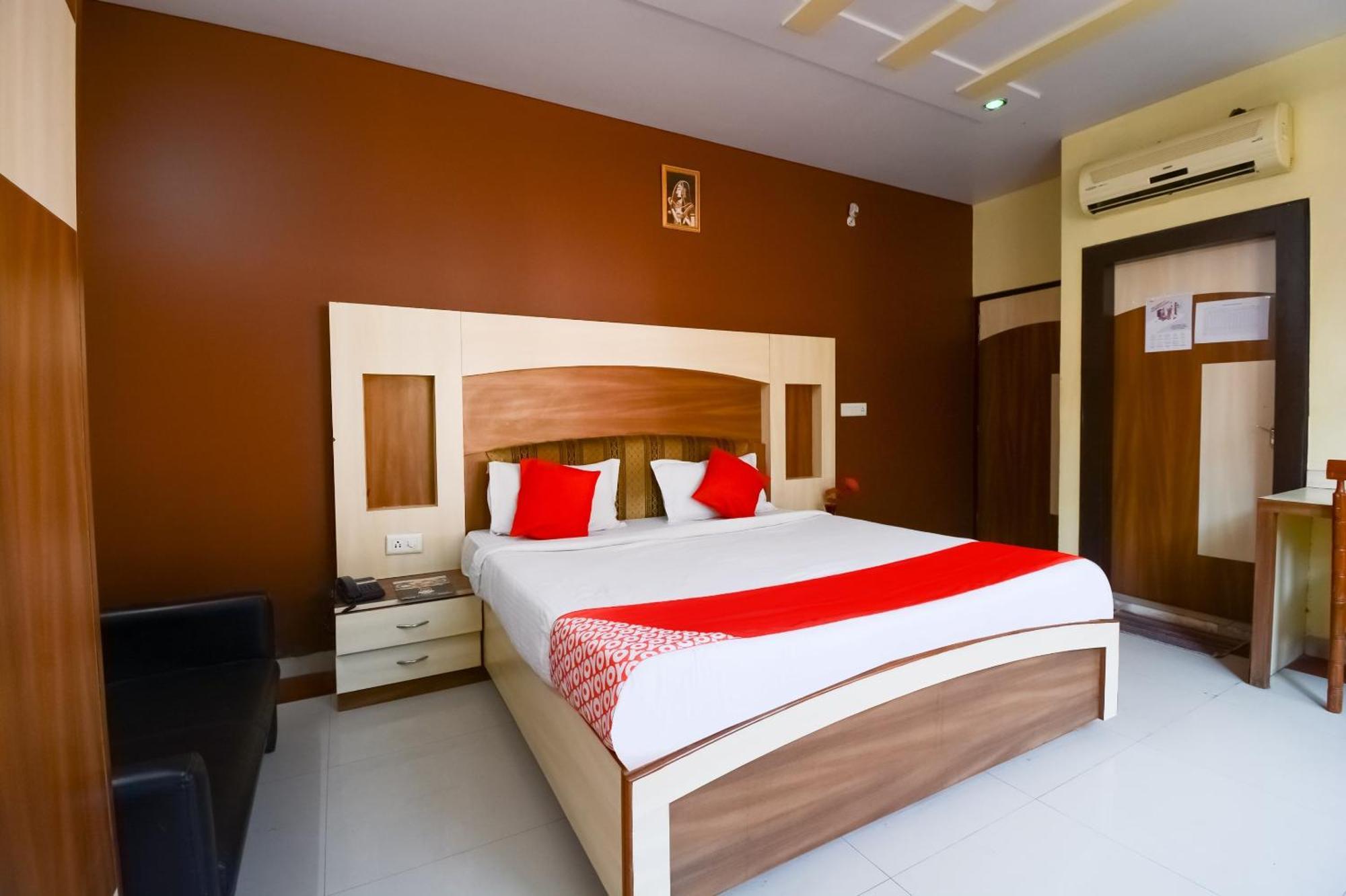 Hotel O Samar Palace